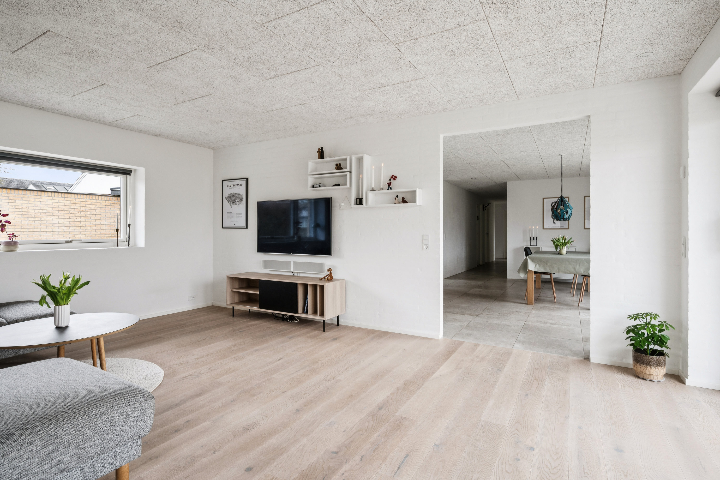 Fremhævet stue billede i fuldskærmstilstand. Billede af Gråstenvej 12, Søften, 8382 Hinnerup