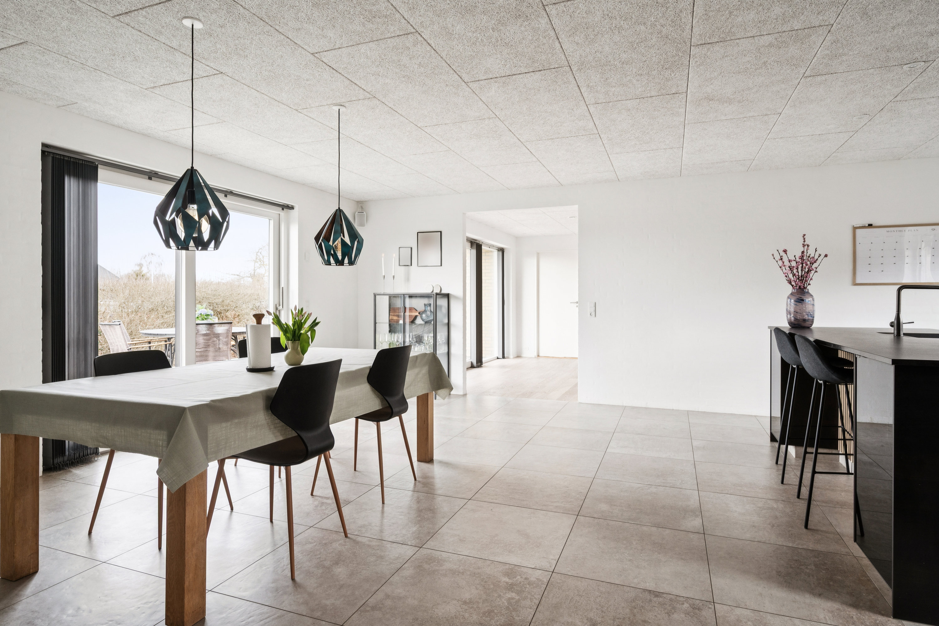 Fremhævet stue billede i fuldskærmstilstand. Billede af Gråstenvej 12, Søften, 8382 Hinnerup