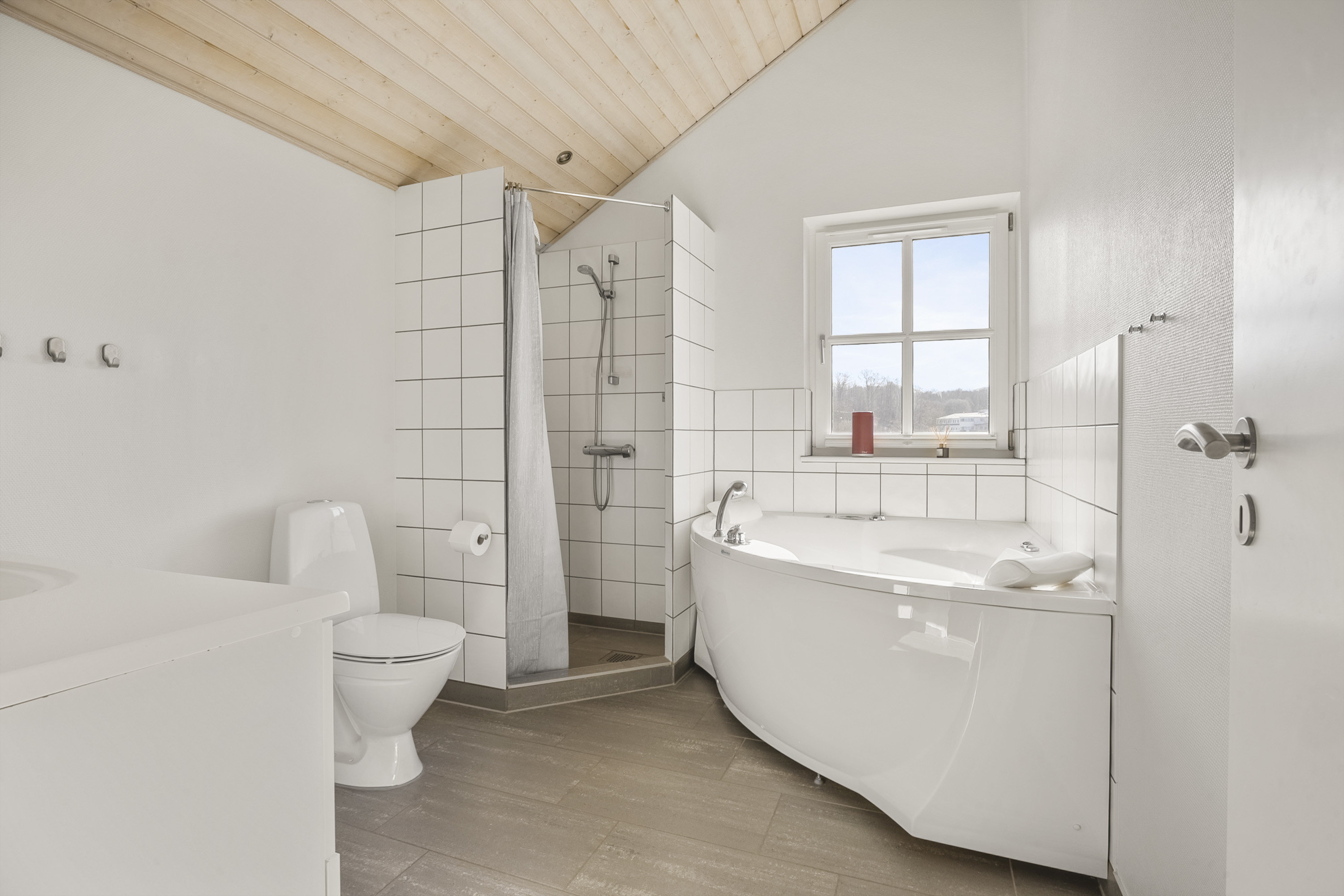 Fremhævet  billede i fuldskærmstilstand. Billede af Strandengen 62, 7130 Juelsminde