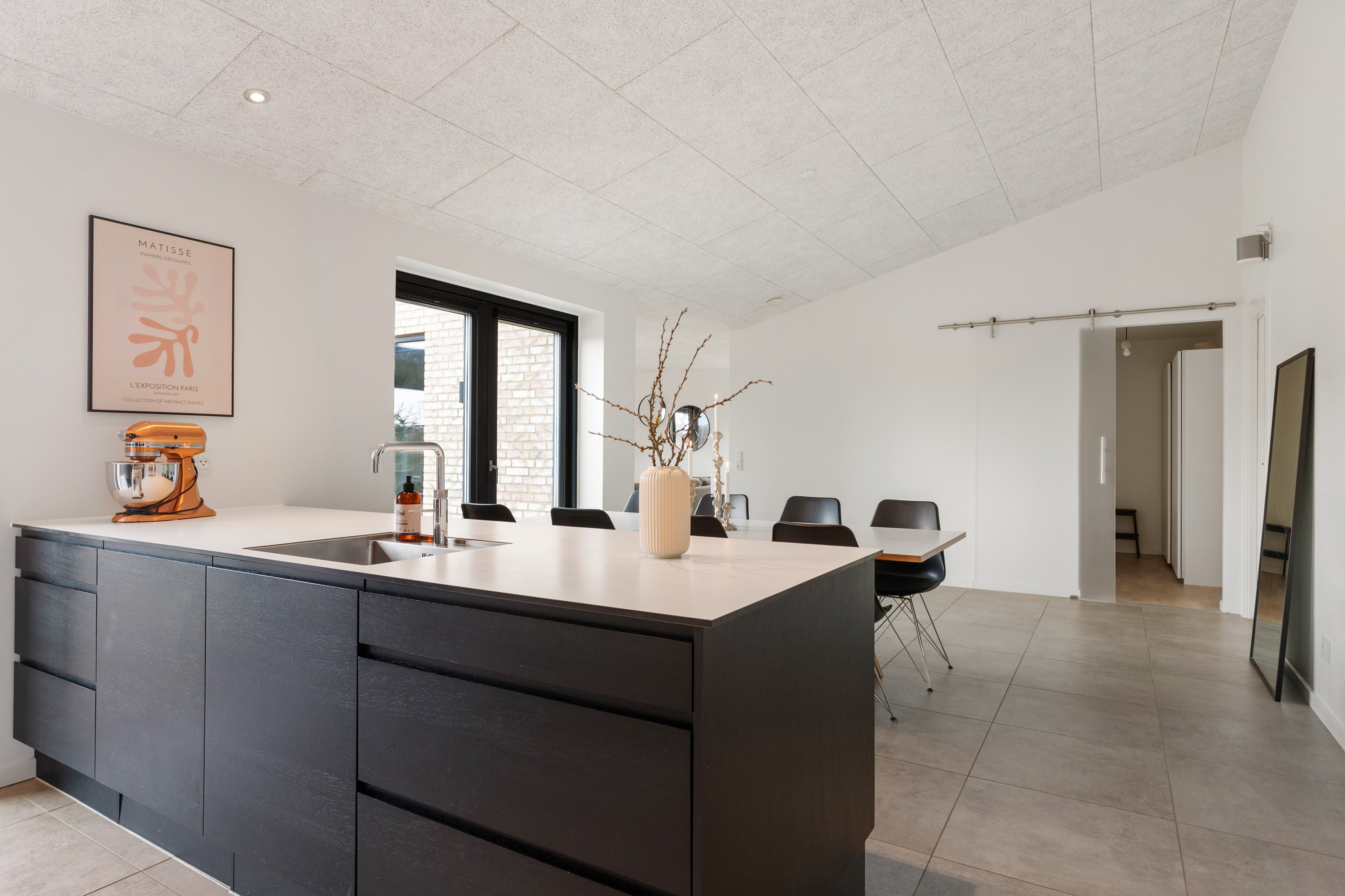 Fremhævet køkken billede i fuldskærmstilstand. Billede af Skovparken 8, 9440 Aabybro