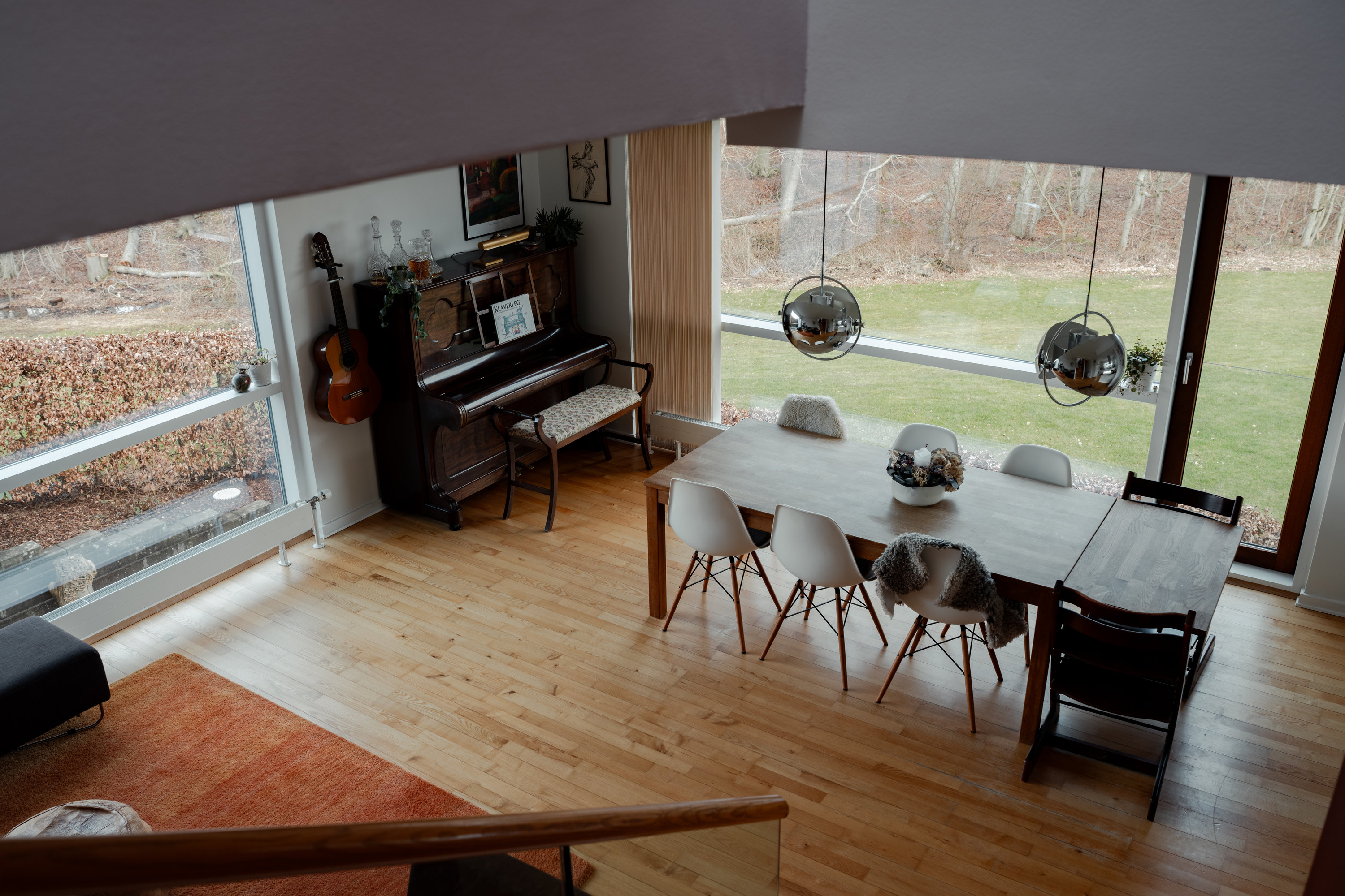 Fremhævet trappeopgang billede i fuldskærmstilstand. Billede af Kongefolden 87, Skanderborg Bakker, 8660 Skanderborg