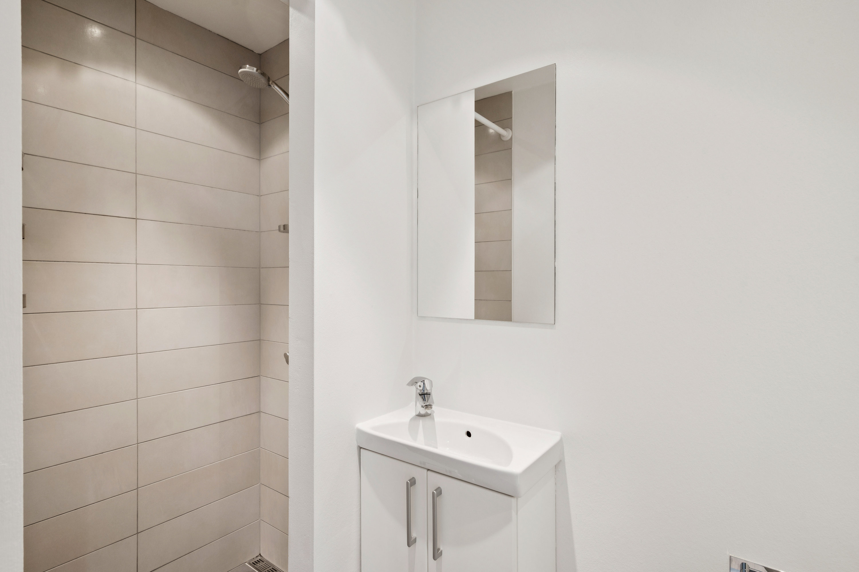 Fremhævet badeværelse billede i fuldskærmstilstand. Billede af Langelandsgade 7, 4. 5., 8000 Aarhus C