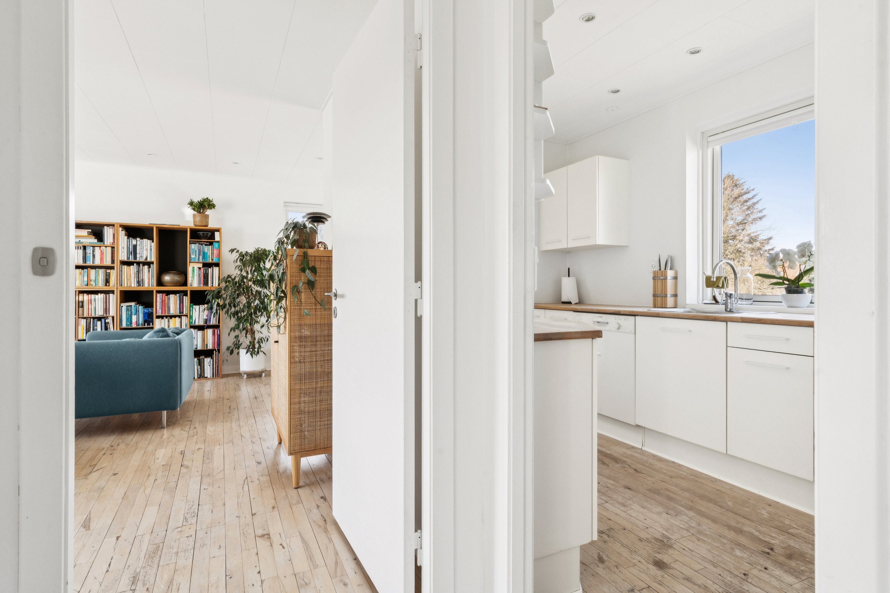 Fremhævet gang billede i fuldskærmstilstand. Billede af Dalvej 9, 9240 Nibe