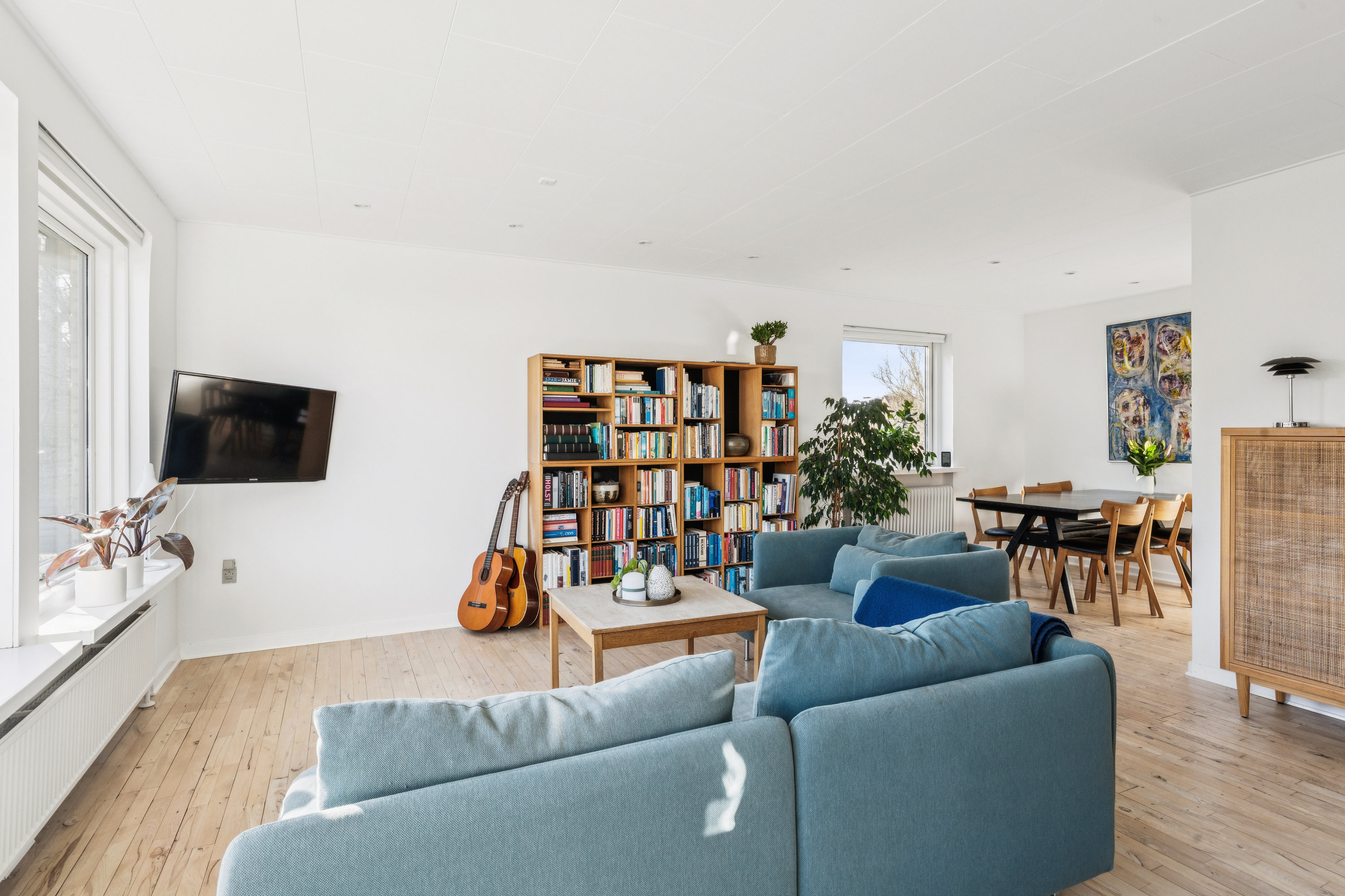 Fremhævet stue billede i fuldskærmstilstand. Billede af Dalvej 9, 9240 Nibe