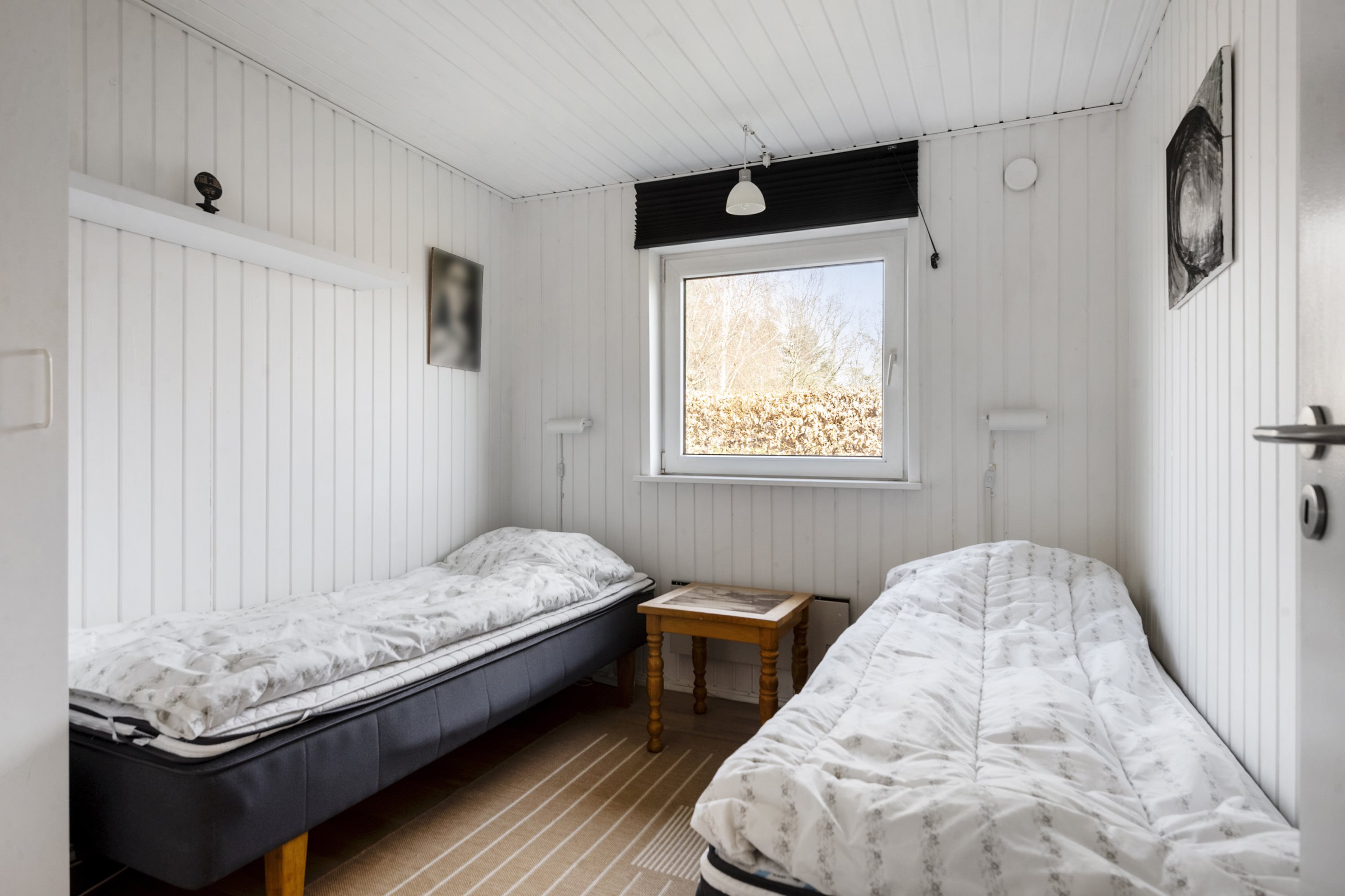 Fremhævet soveværelse billede i fuldskærmstilstand. Billede af Spongsvej 32, Dyngby Strand, 8300 Odder