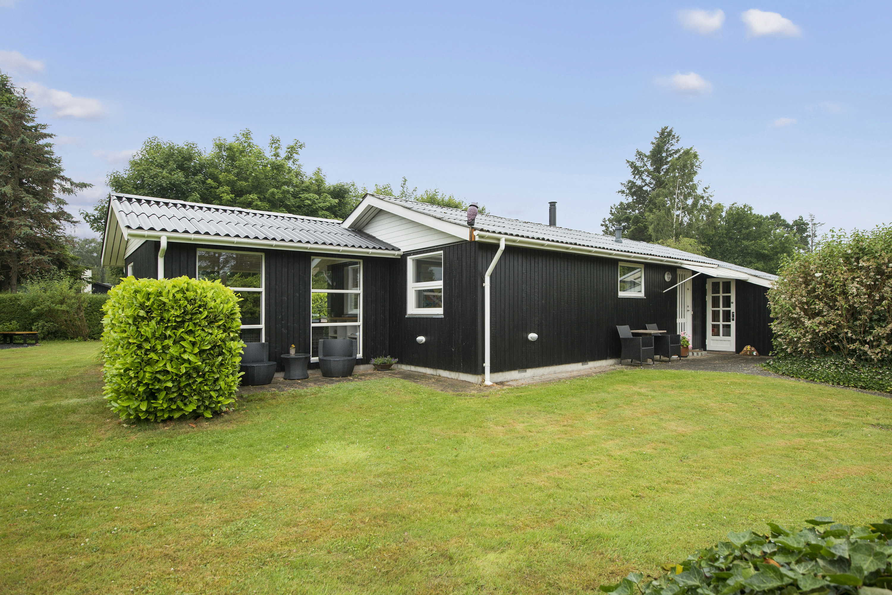 Fremhævet ejendommen billede i fuldskærmstilstand. Billede af Spongsvej 32, Dyngby Strand, 8300 Odder