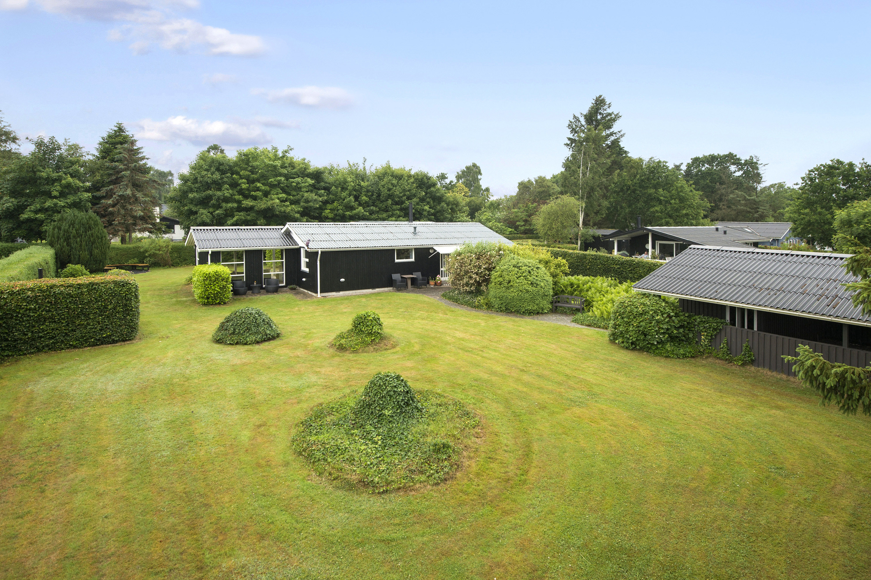 Fremhævet ejendommen billede i fuldskærmstilstand. Billede af Spongsvej 32, Dyngby Strand, 8300 Odder