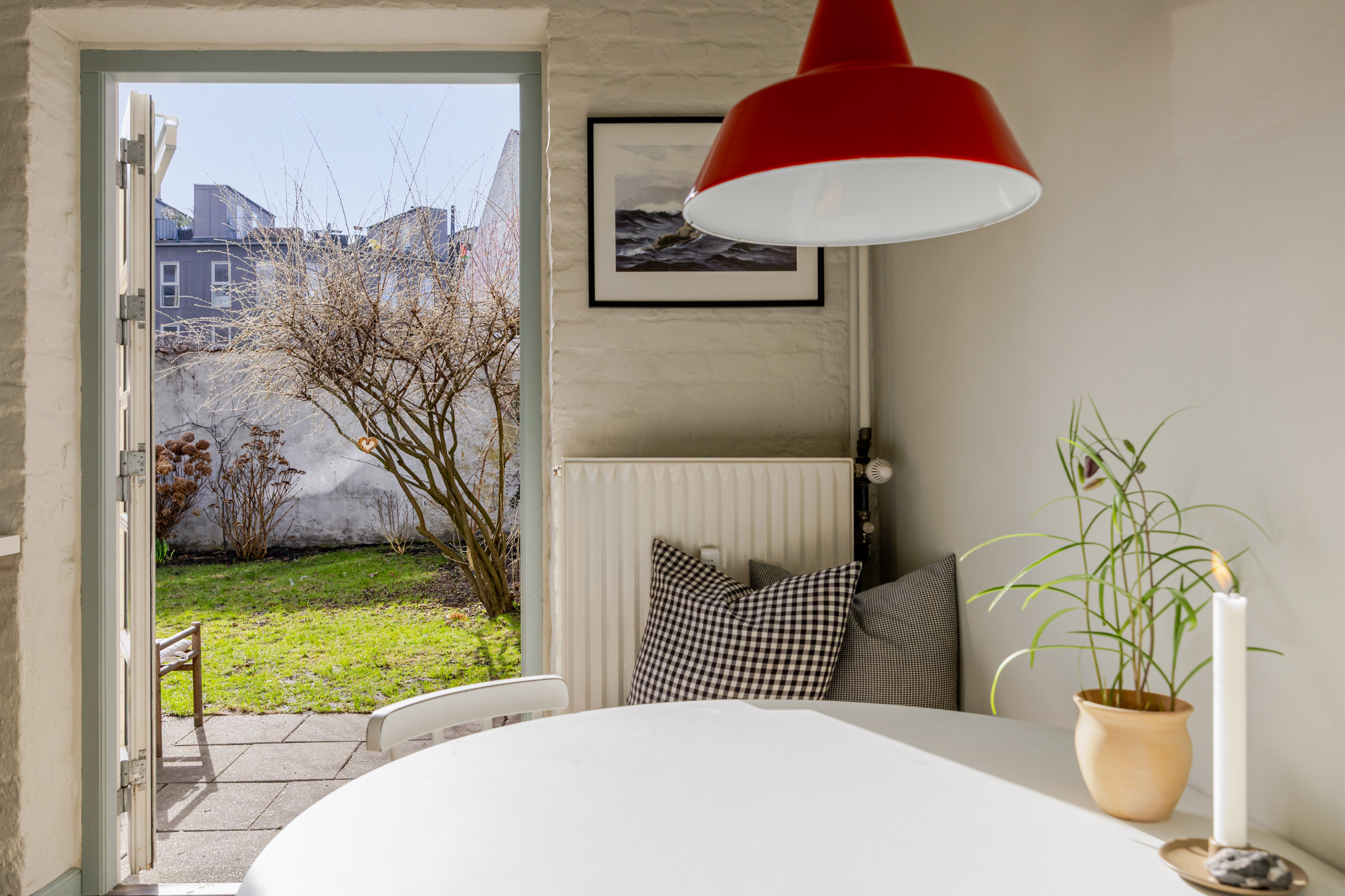 Fremhævet andet billede i fuldskærmstilstand. Billede af Brofogedvej 14A, st.. th., 2400 København NV