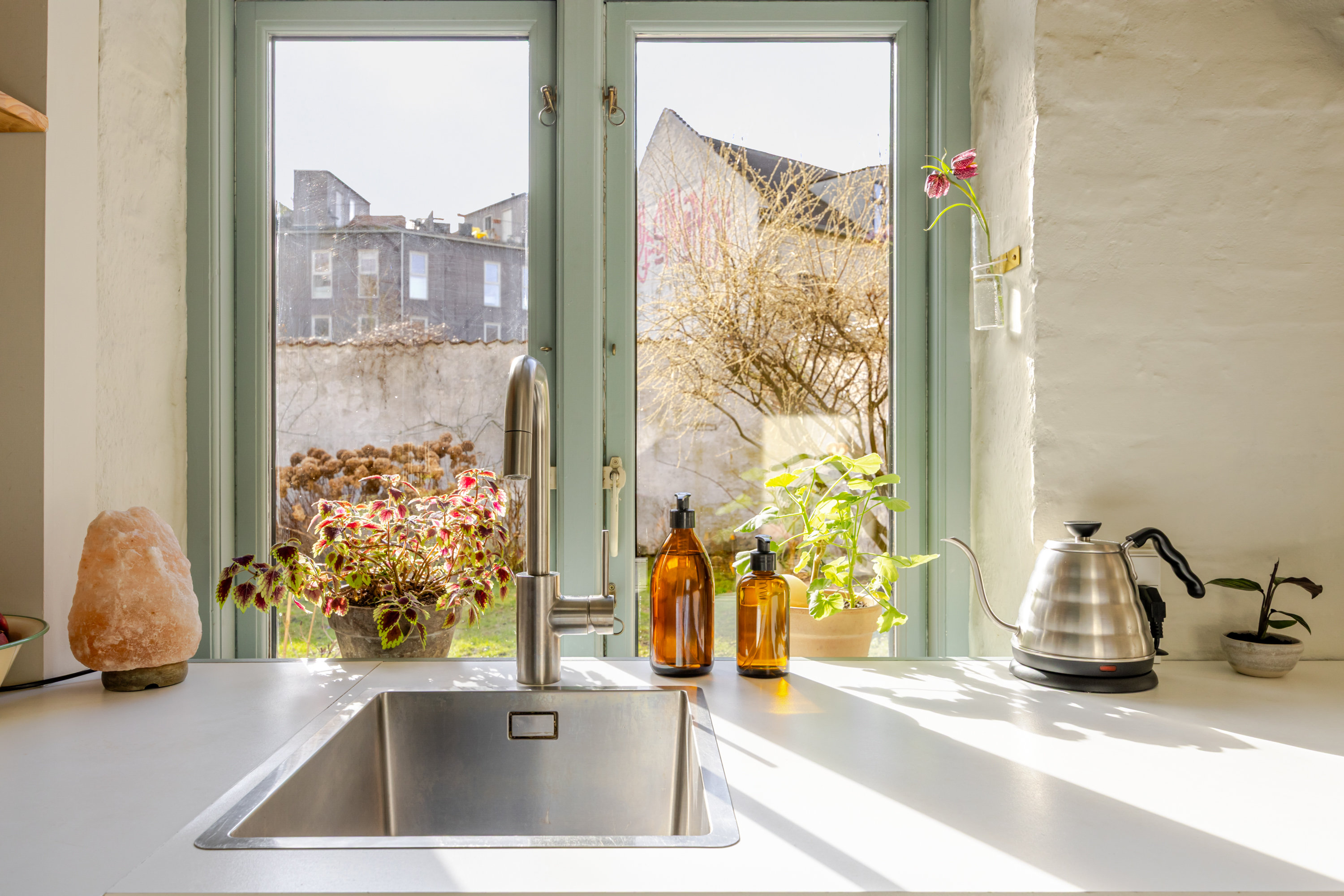 Fremhævet andet billede i fuldskærmstilstand. Billede af Brofogedvej 14A, st.. th., 2400 København NV