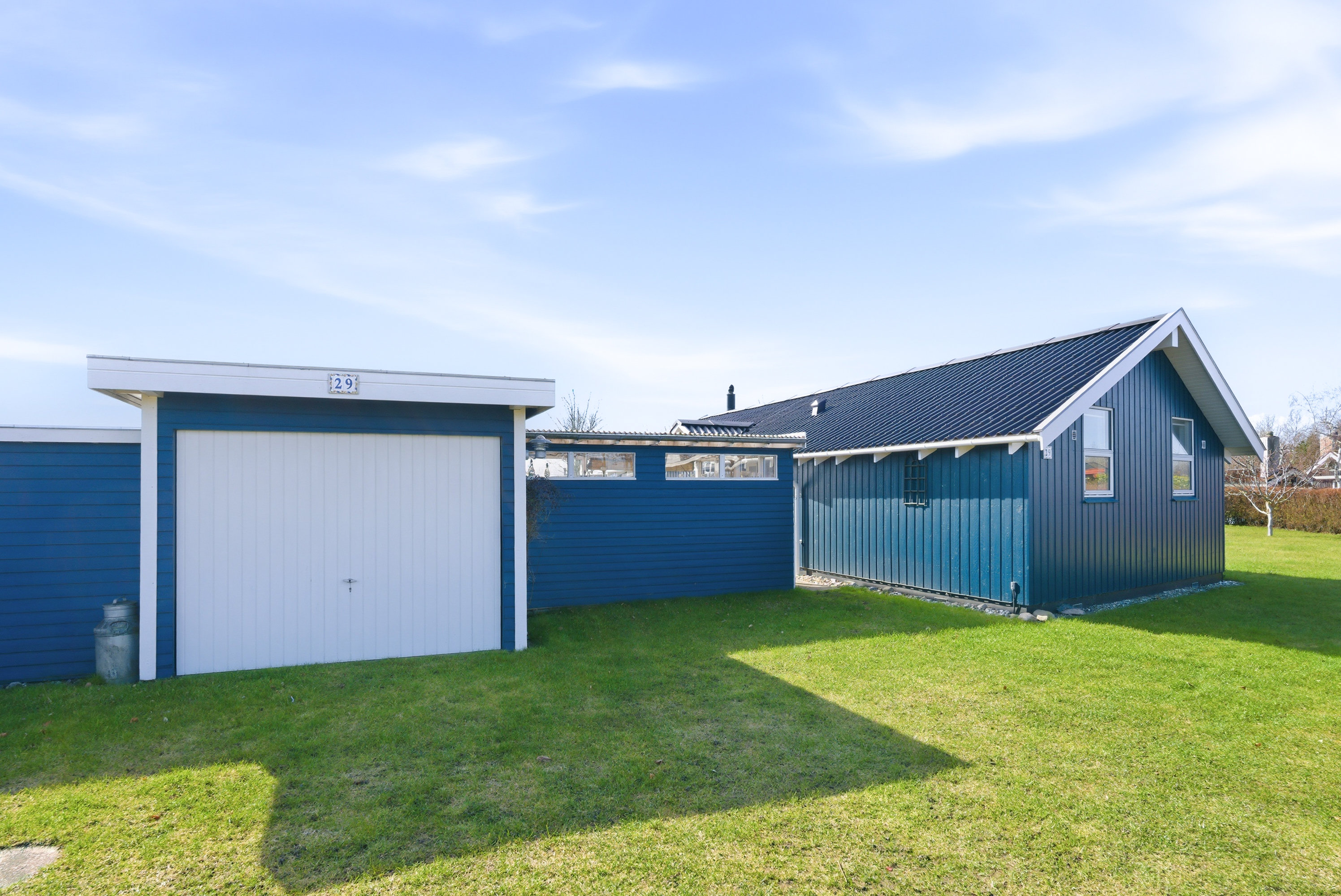 Fremhævet facade billede i fuldskærmstilstand. Billede af Østparken 29, Hasmark Strand, 5450 Otterup