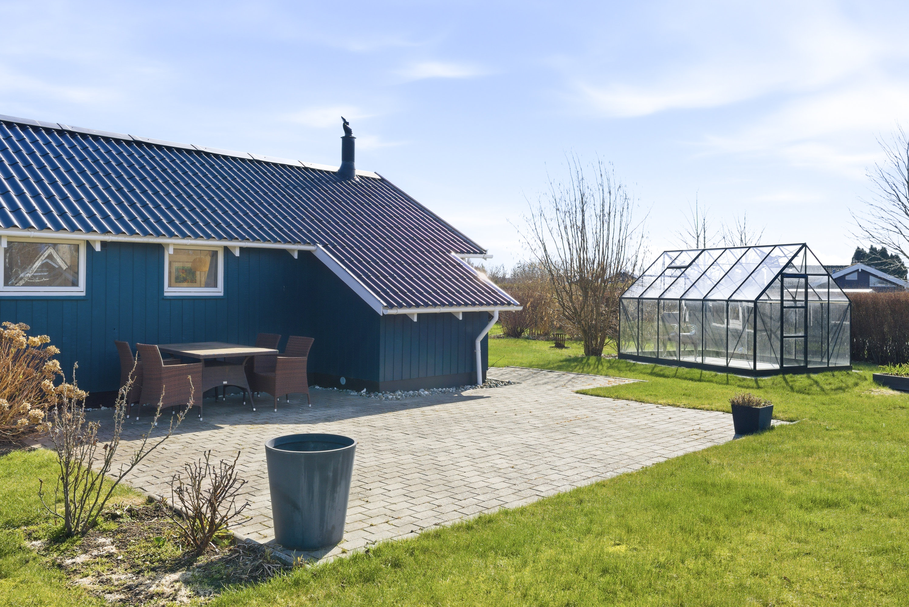 Fremhævet facade billede i fuldskærmstilstand. Billede af Østparken 29, Hasmark Strand, 5450 Otterup