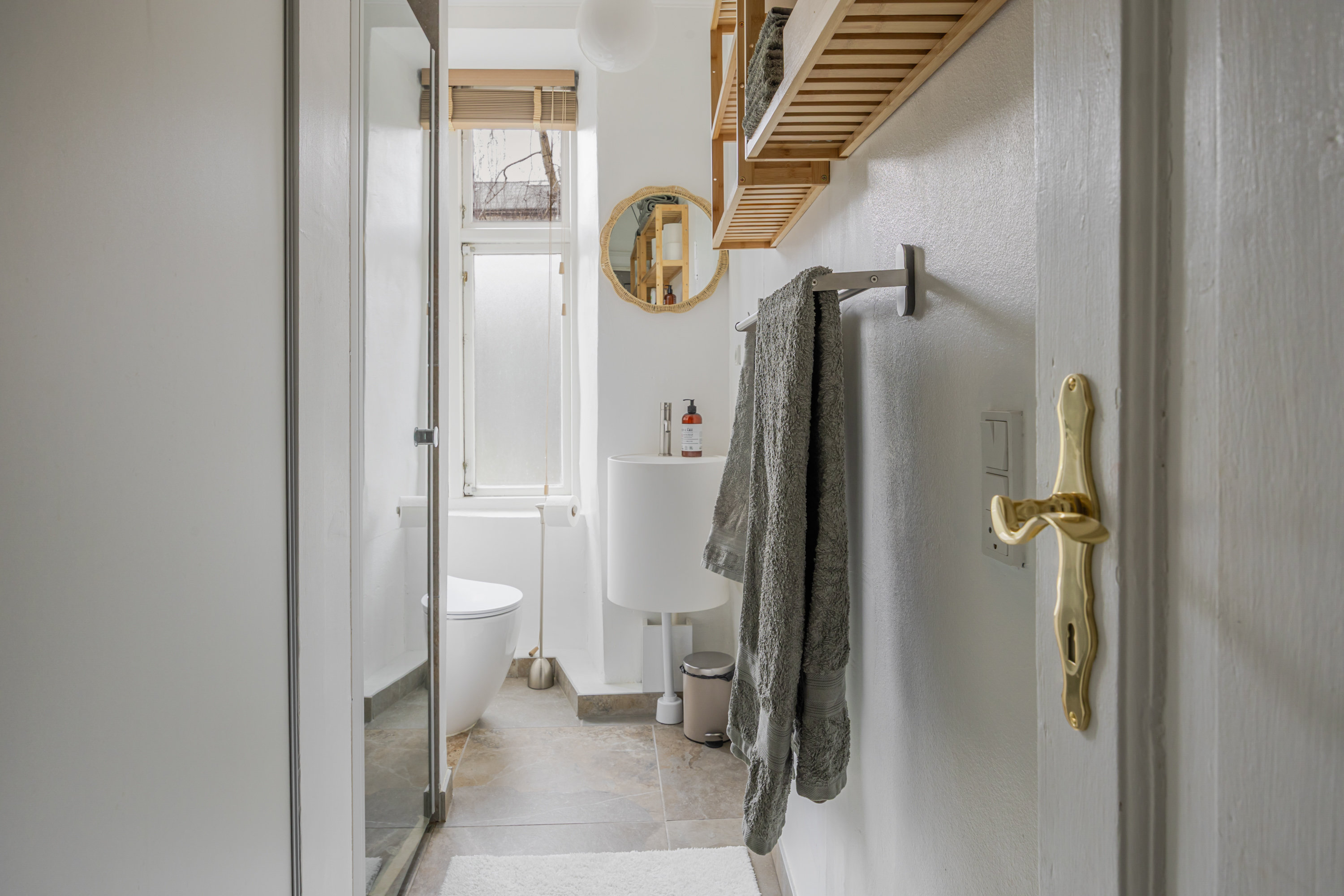 Fremhævet andet billede i fuldskærmstilstand. Billede af Læssøesgade 21, st.. tv., 2200 København N