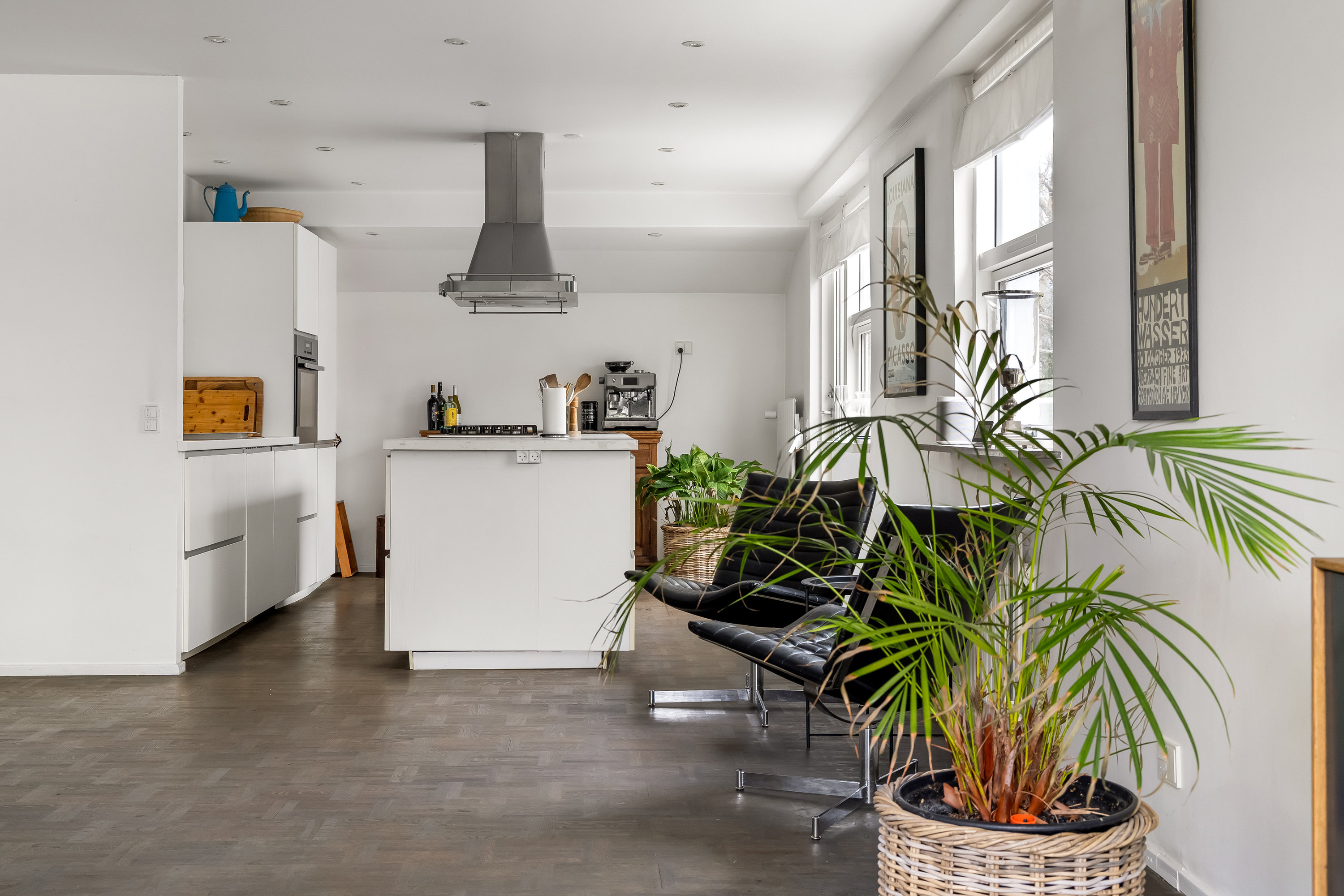 Fremhævet stue billede i fuldskærmstilstand. Billede af Dyrholmen 6, Strand Esbønderup, 3250 Gilleleje