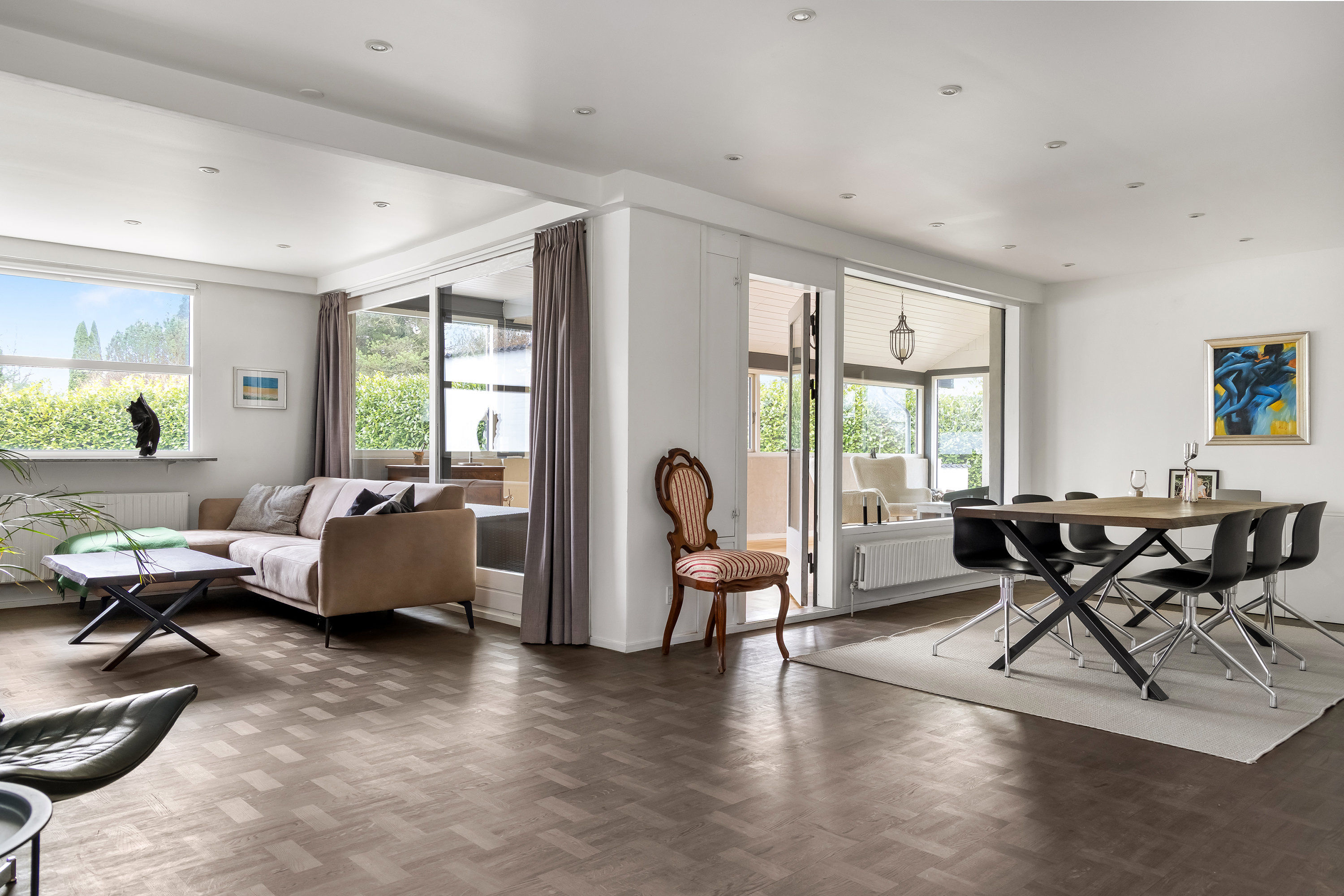 Fremhævet stue billede i fuldskærmstilstand. Billede af Dyrholmen 6, Strand Esbønderup, 3250 Gilleleje