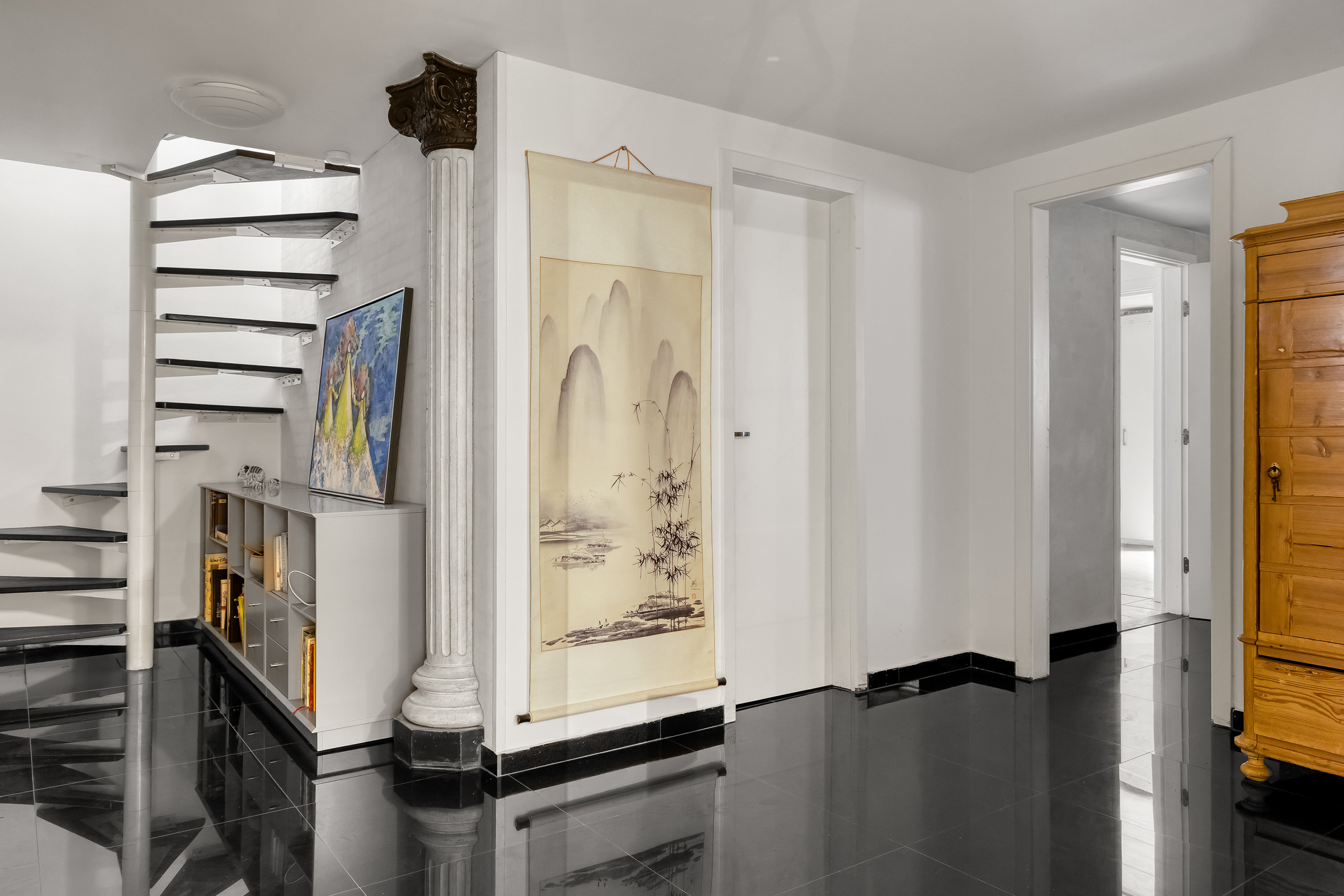 Fremhævet gang billede i fuldskærmstilstand. Billede af Dyrholmen 6, Strand Esbønderup, 3250 Gilleleje