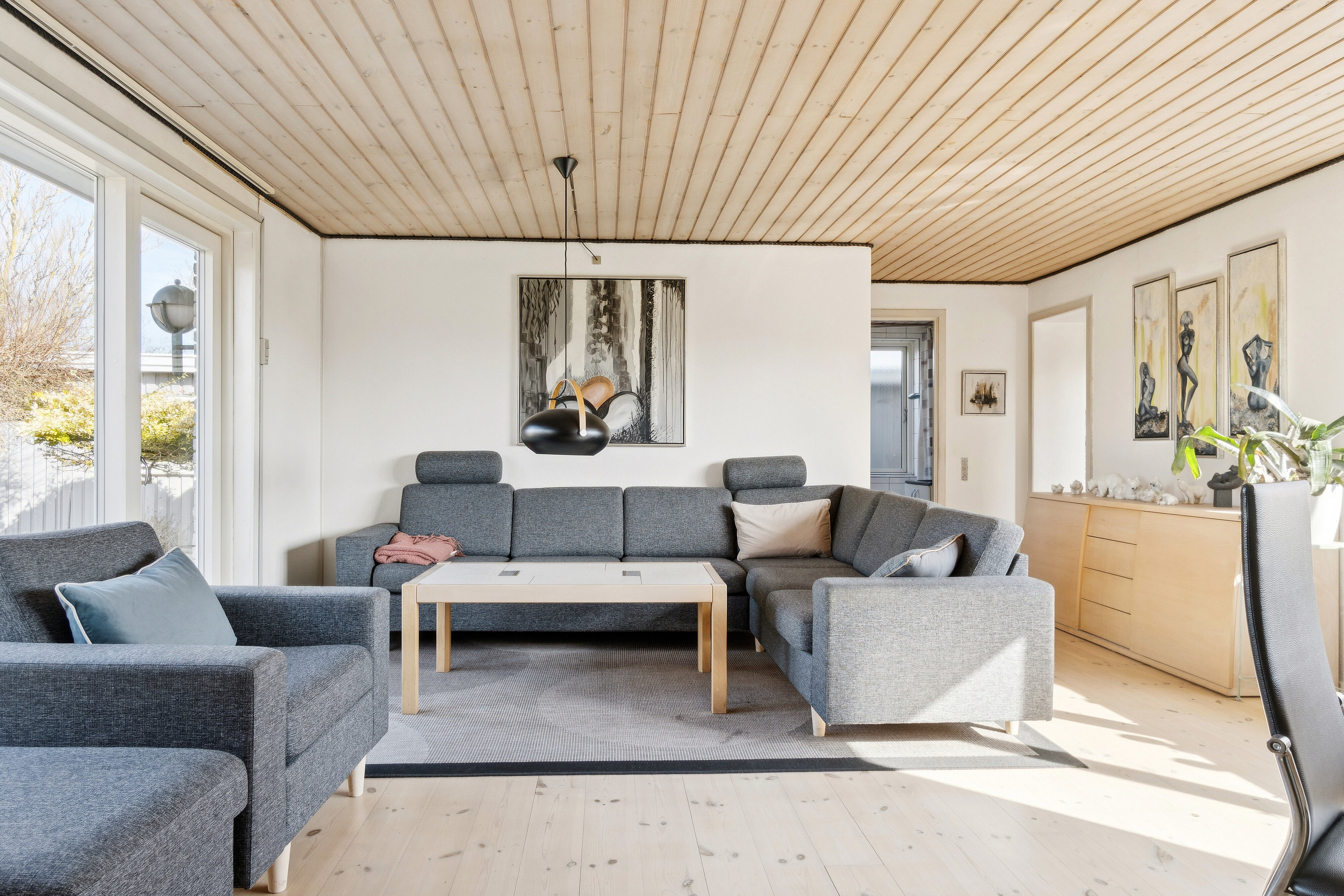 Fremhævet stue billede i fuldskærmstilstand. Billede af Sløruglevej 16, Ll Kongsmark, 4200 Slagelse