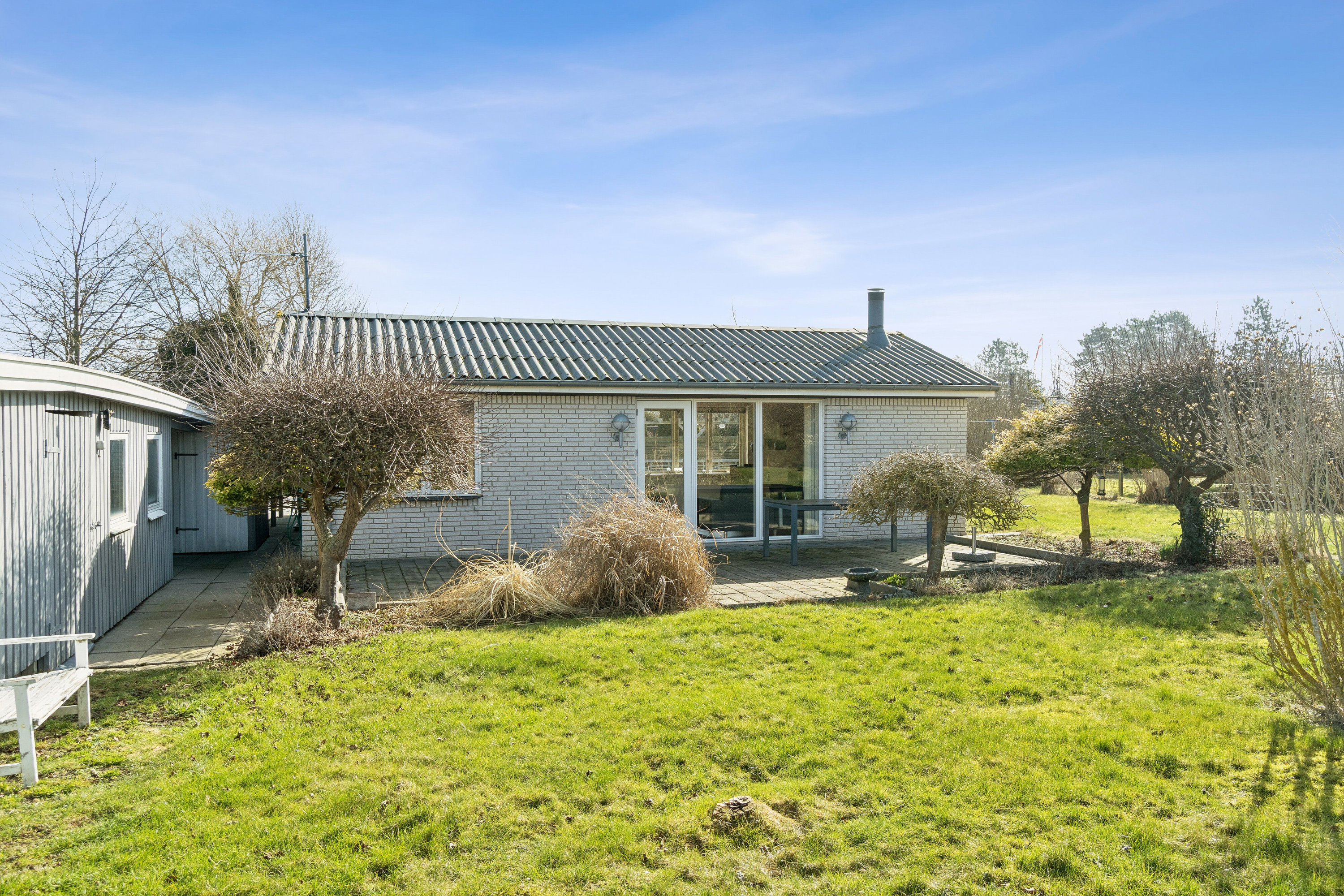 Fremhævet set fra haven billede i fuldskærmstilstand. Billede af Sløruglevej 16, Ll Kongsmark, 4200 Slagelse