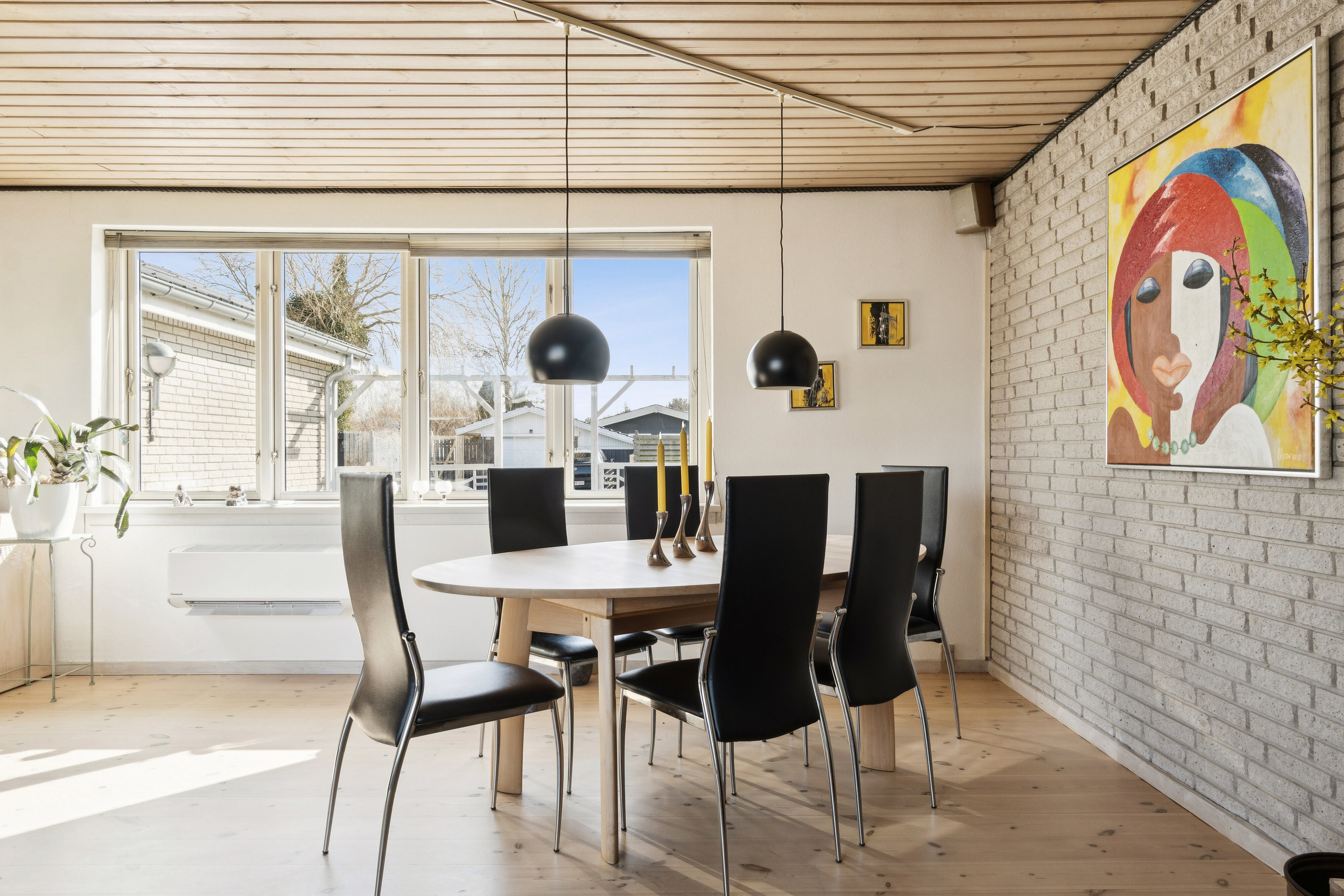 Fremhævet spisestue billede i fuldskærmstilstand. Billede af Sløruglevej 16, Ll Kongsmark, 4200 Slagelse