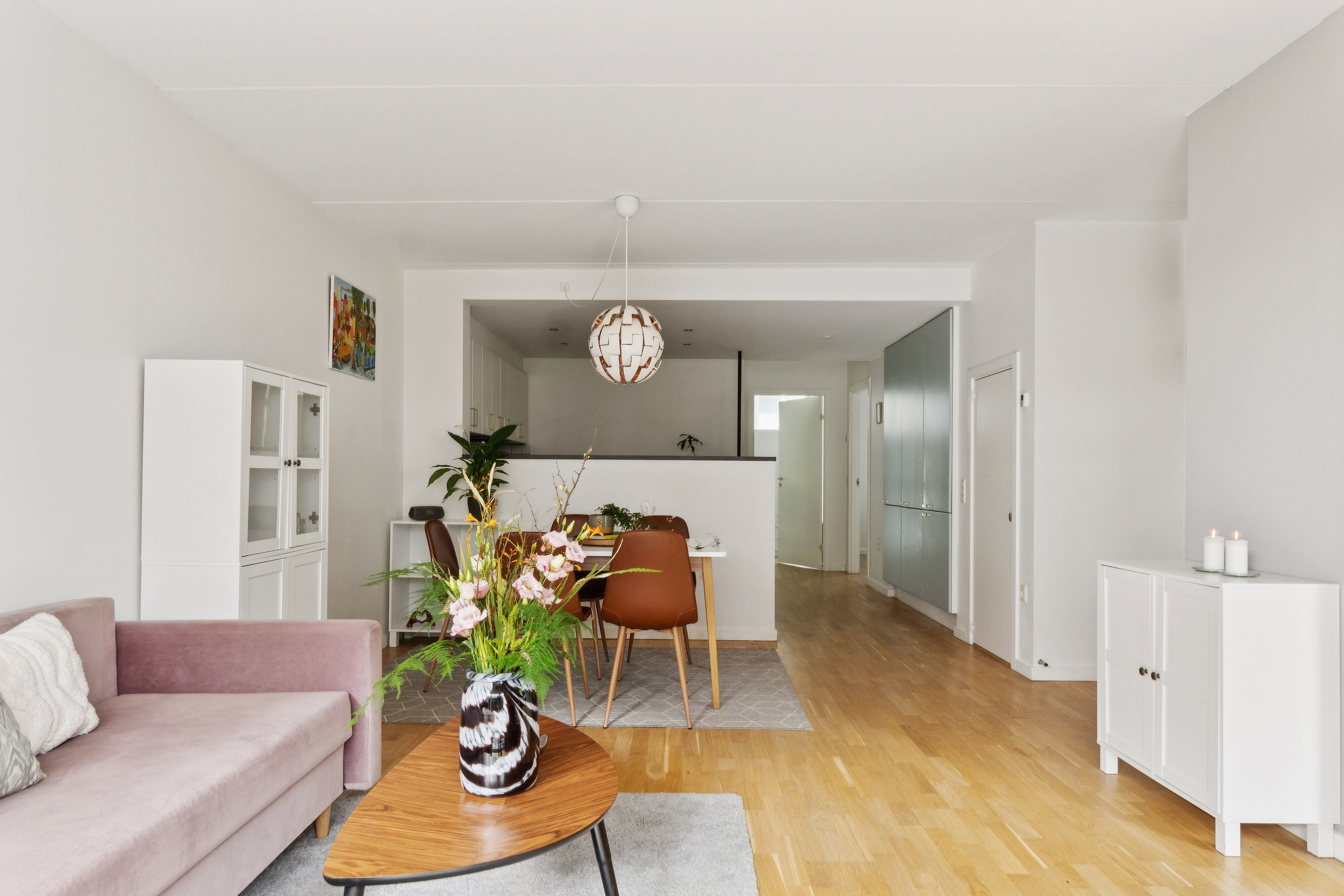 Fremhævet stue billede i fuldskærmstilstand. Billede af Klaksvigsgade 5, st.. th., 2300 København S