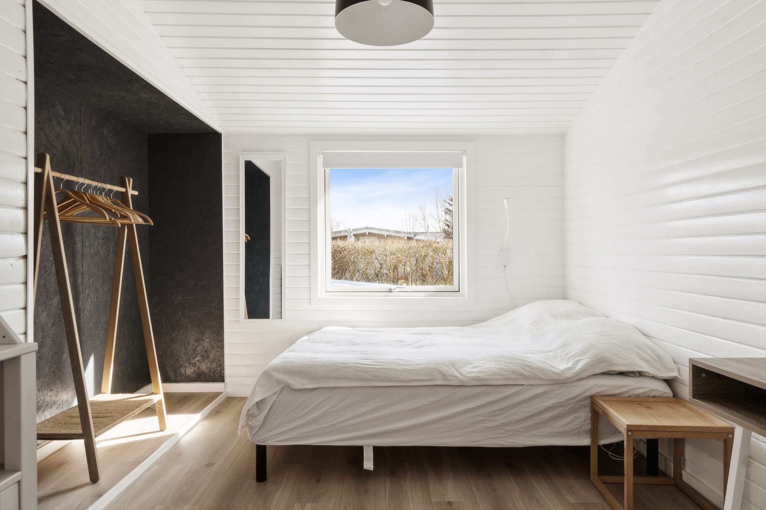 Fremhævet soveværelse billede i fuldskærmstilstand. Billede af Løvsangervej 3, Ll Kongsmark, 4200 Slagelse