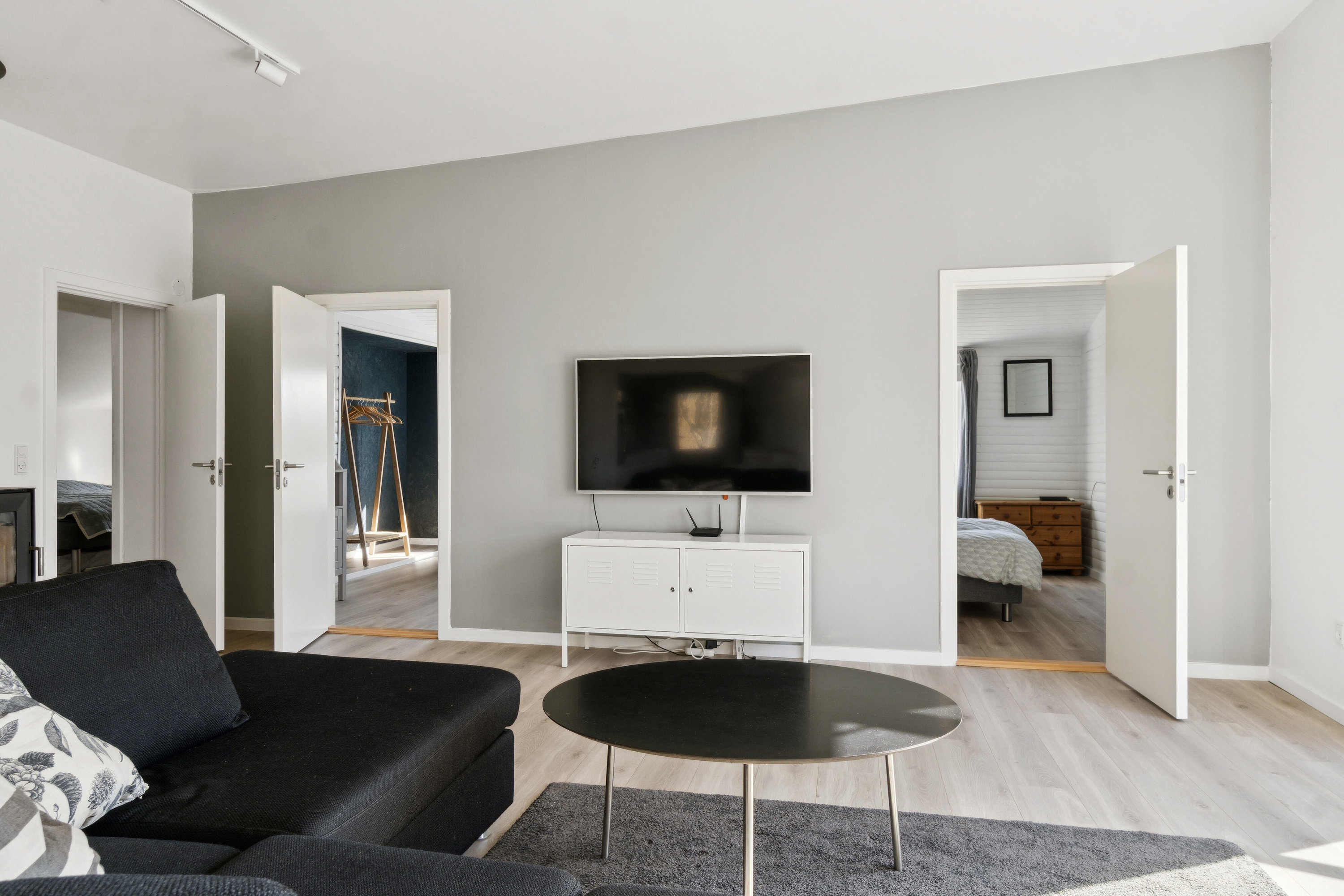 Fremhævet stue billede i fuldskærmstilstand. Billede af Løvsangervej 3, Ll Kongsmark, 4200 Slagelse