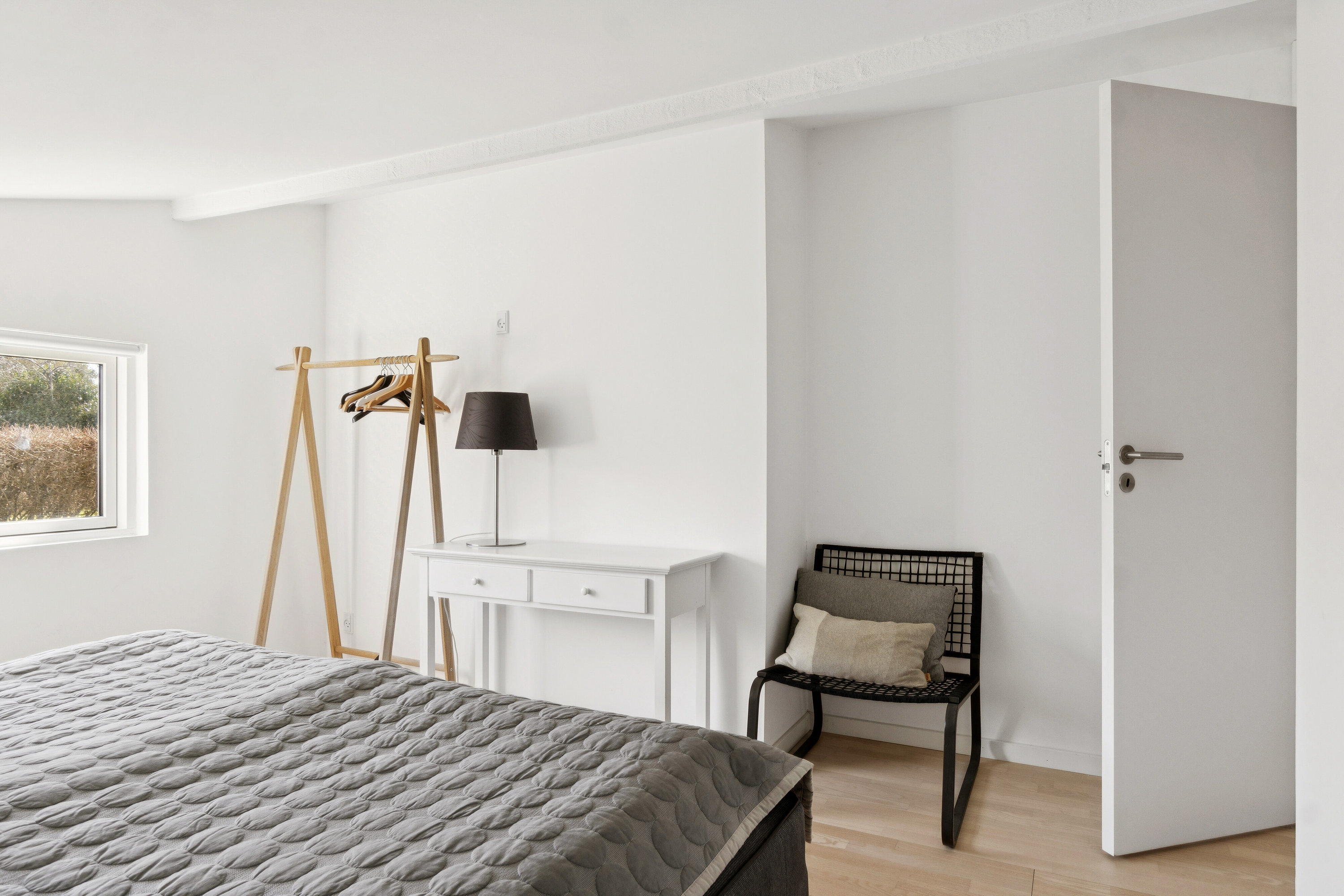 Fremhævet soveværelse billede i fuldskærmstilstand. Billede af Løvsangervej 3, Ll Kongsmark, 4200 Slagelse