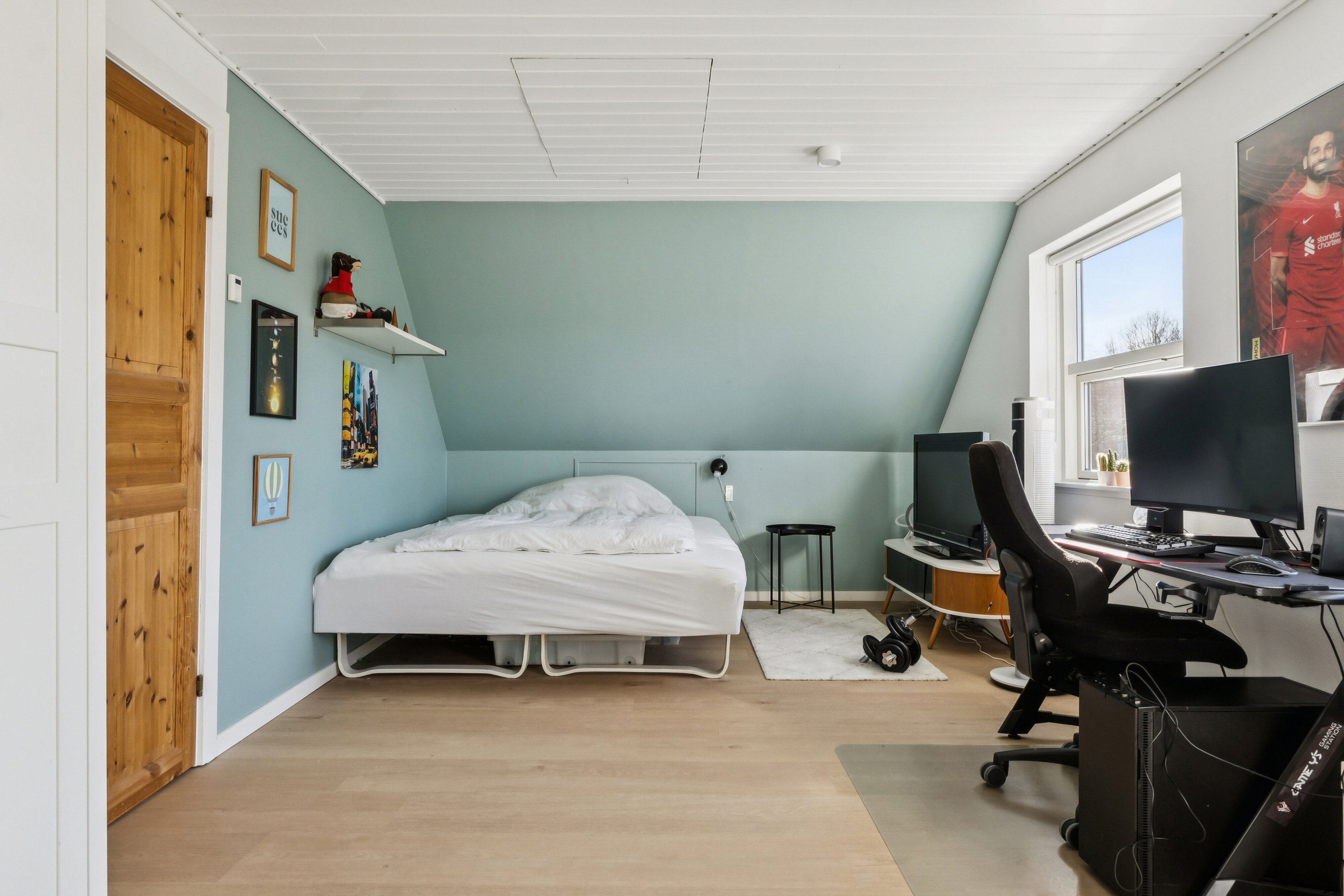 Fremhævet soveværelse billede i fuldskærmstilstand. Billede af Solbakkevej 27, 8600 Silkeborg