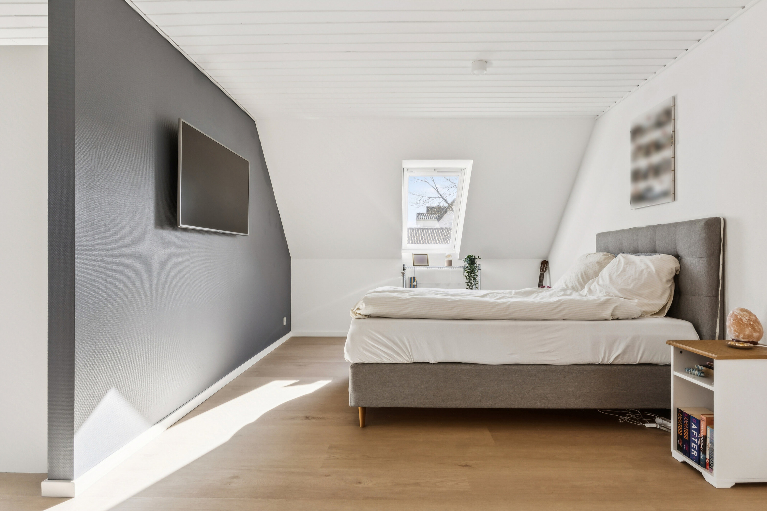 Fremhævet soveværelse billede i fuldskærmstilstand. Billede af Solbakkevej 27, 8600 Silkeborg