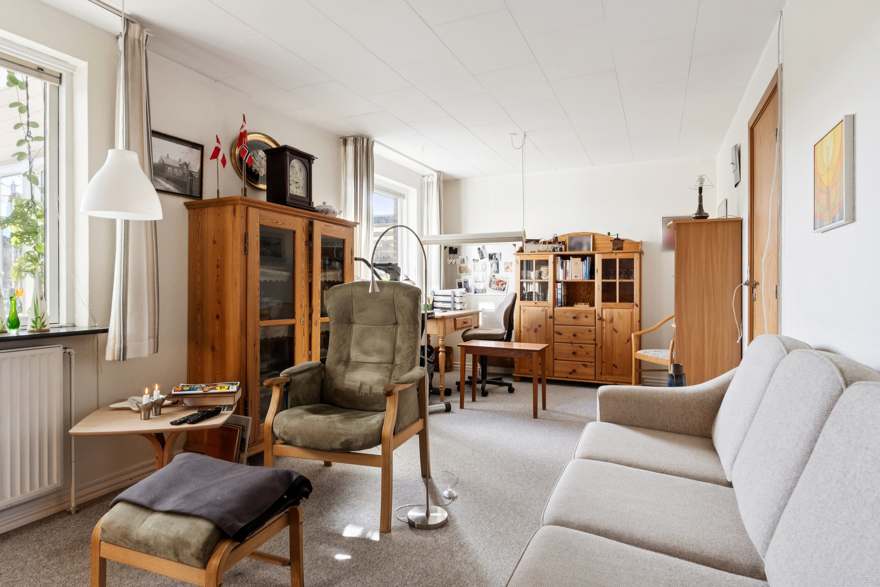 Fremhævet stue billede i fuldskærmstilstand. Billede af Poul Gerness Vej 22, 7430 Ikast