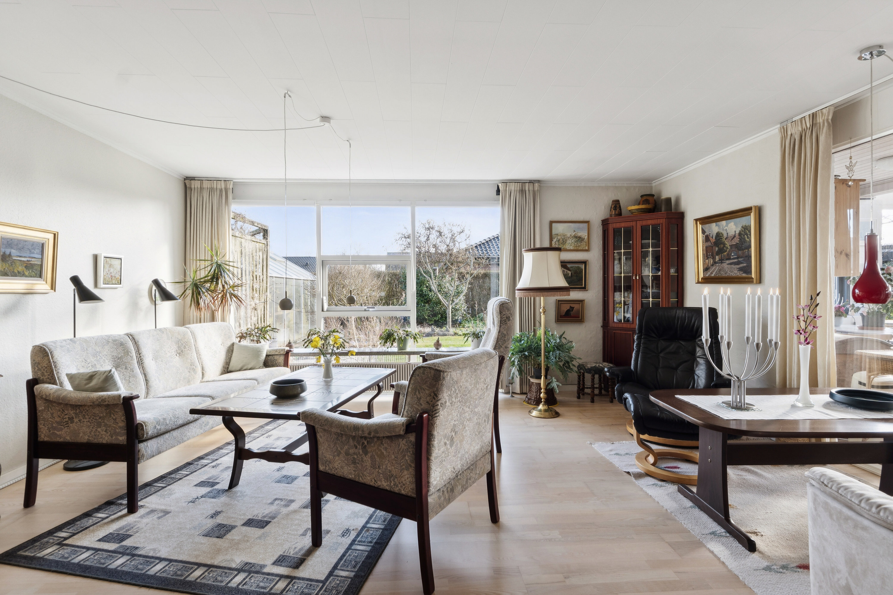 Fremhævet stue billede i fuldskærmstilstand. Billede af Poul Gerness Vej 22, 7430 Ikast