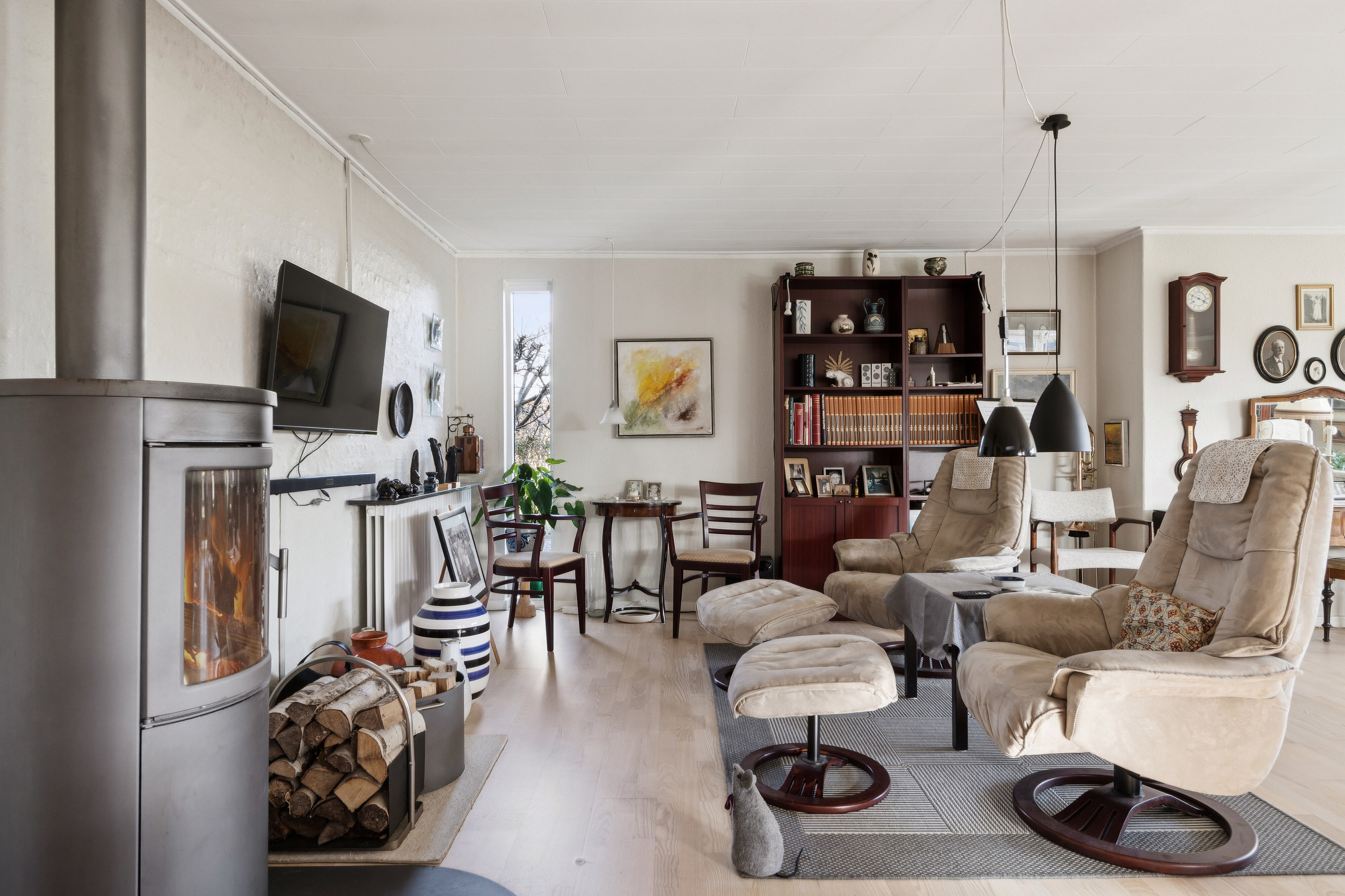 Fremhævet stue billede i fuldskærmstilstand. Billede af Poul Gerness Vej 22, 7430 Ikast