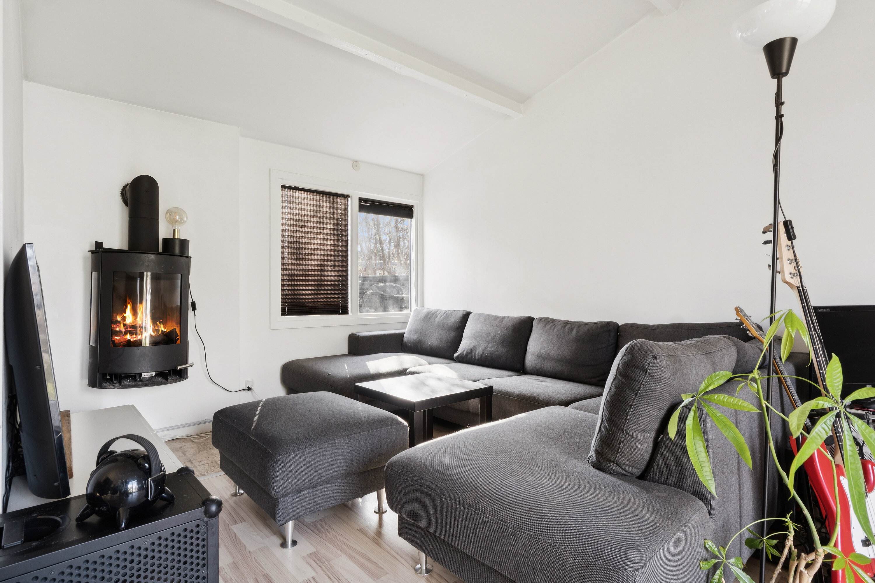 Fremhævet stue billede i fuldskærmstilstand. Billede af Mellemvang 6, Ejby, 4070 Kirke Hyllinge