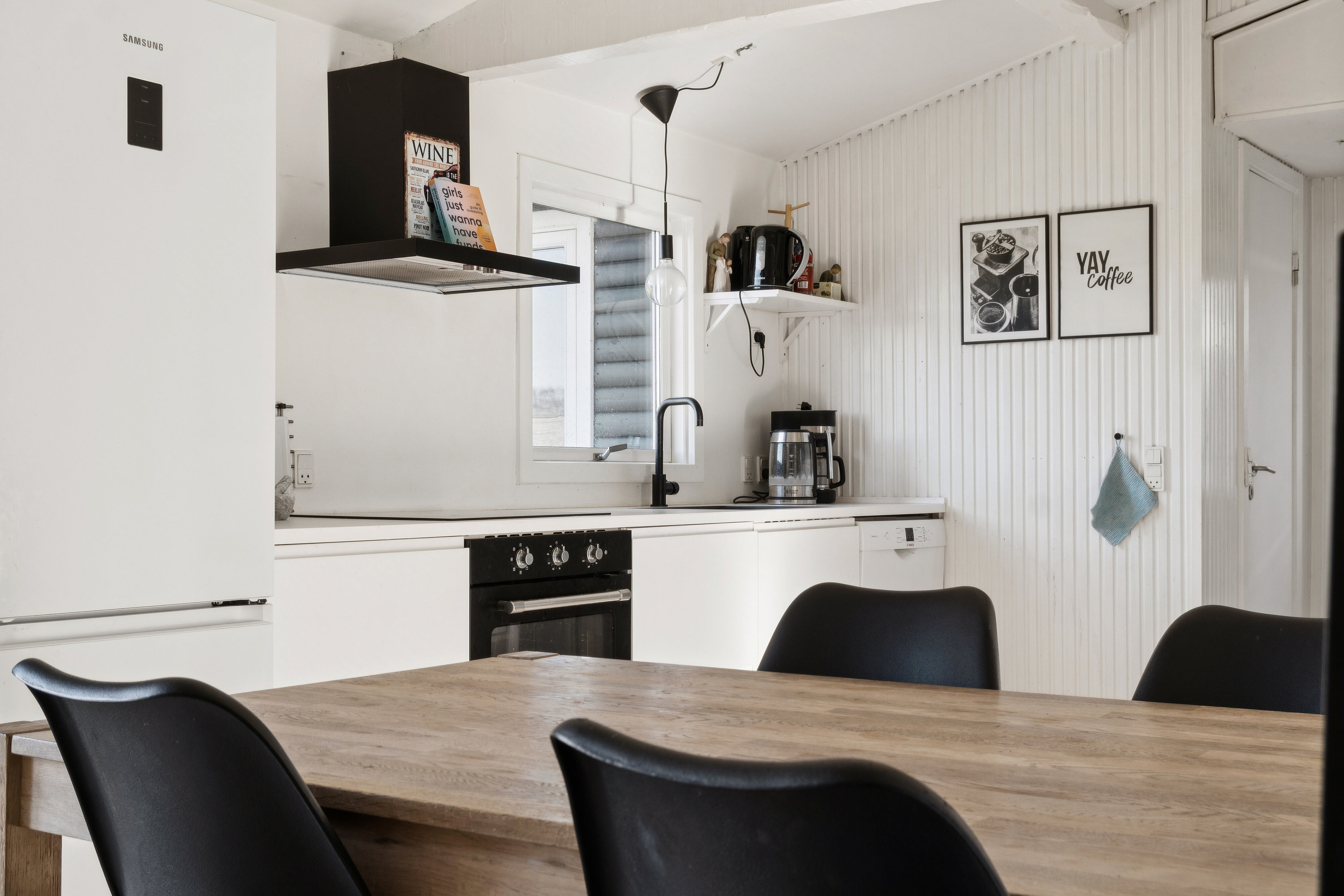 Fremhævet spisestue billede i fuldskærmstilstand. Billede af Mellemvang 6, Ejby, 4070 Kirke Hyllinge