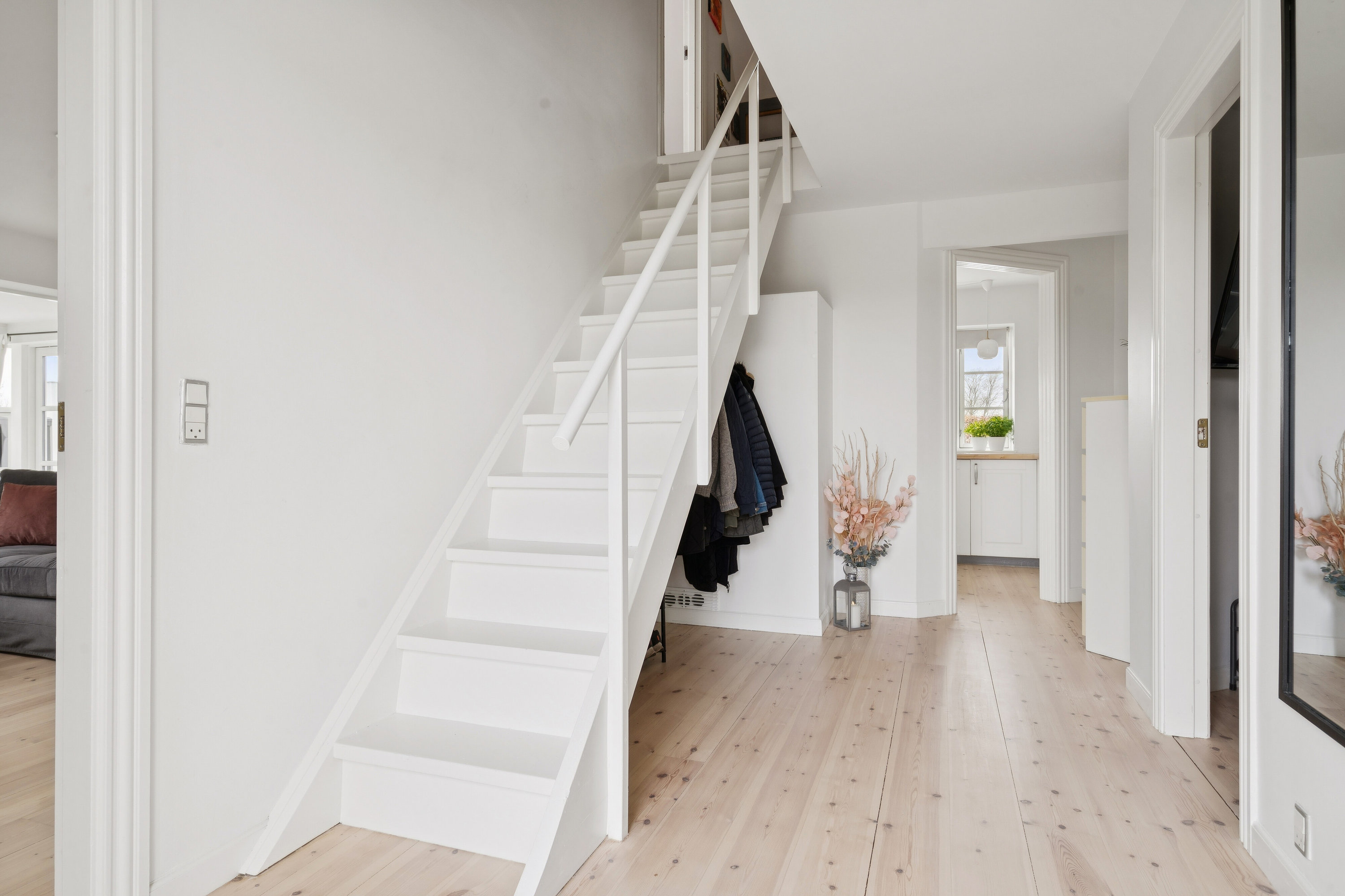Fremhævet trappe billede i fuldskærmstilstand. Billede af Sølvagervej 6, 4640 Faxe