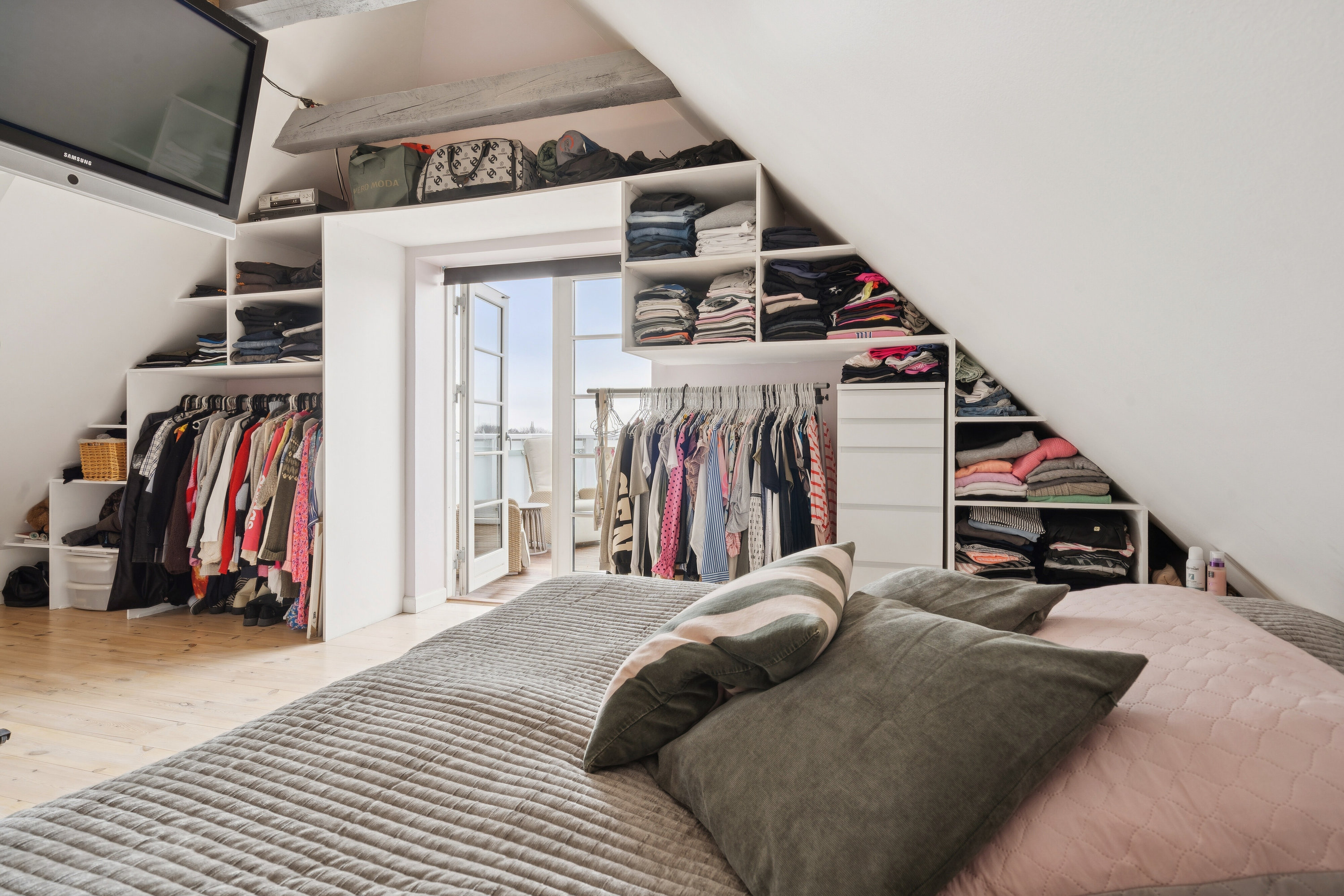 Fremhævet soveværelse billede i fuldskærmstilstand. Billede af Sølvagervej 6, 4640 Faxe