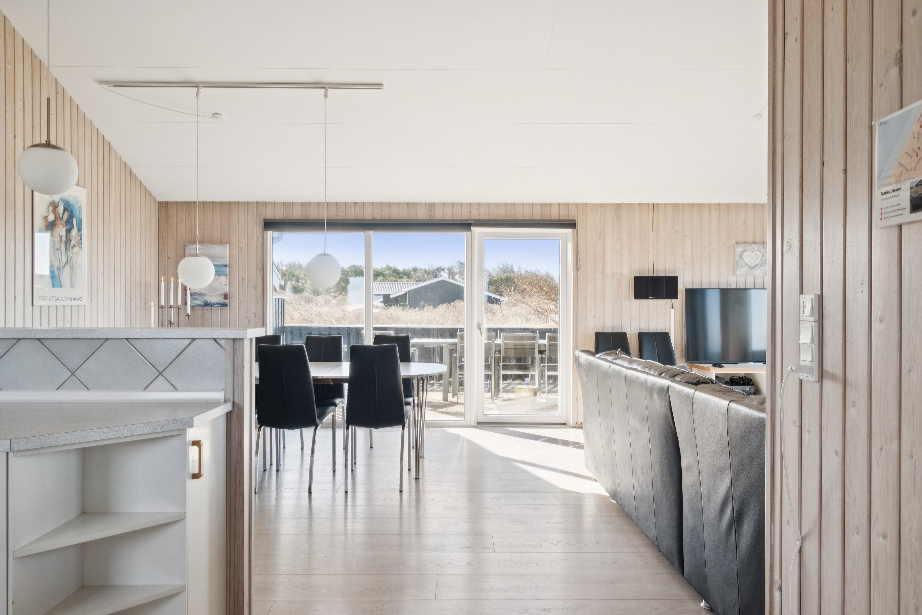 Fremhævet køkken billede i fuldskærmstilstand. Billede af Midnatsvej 4, Skal Klit, 9800 Hjørring