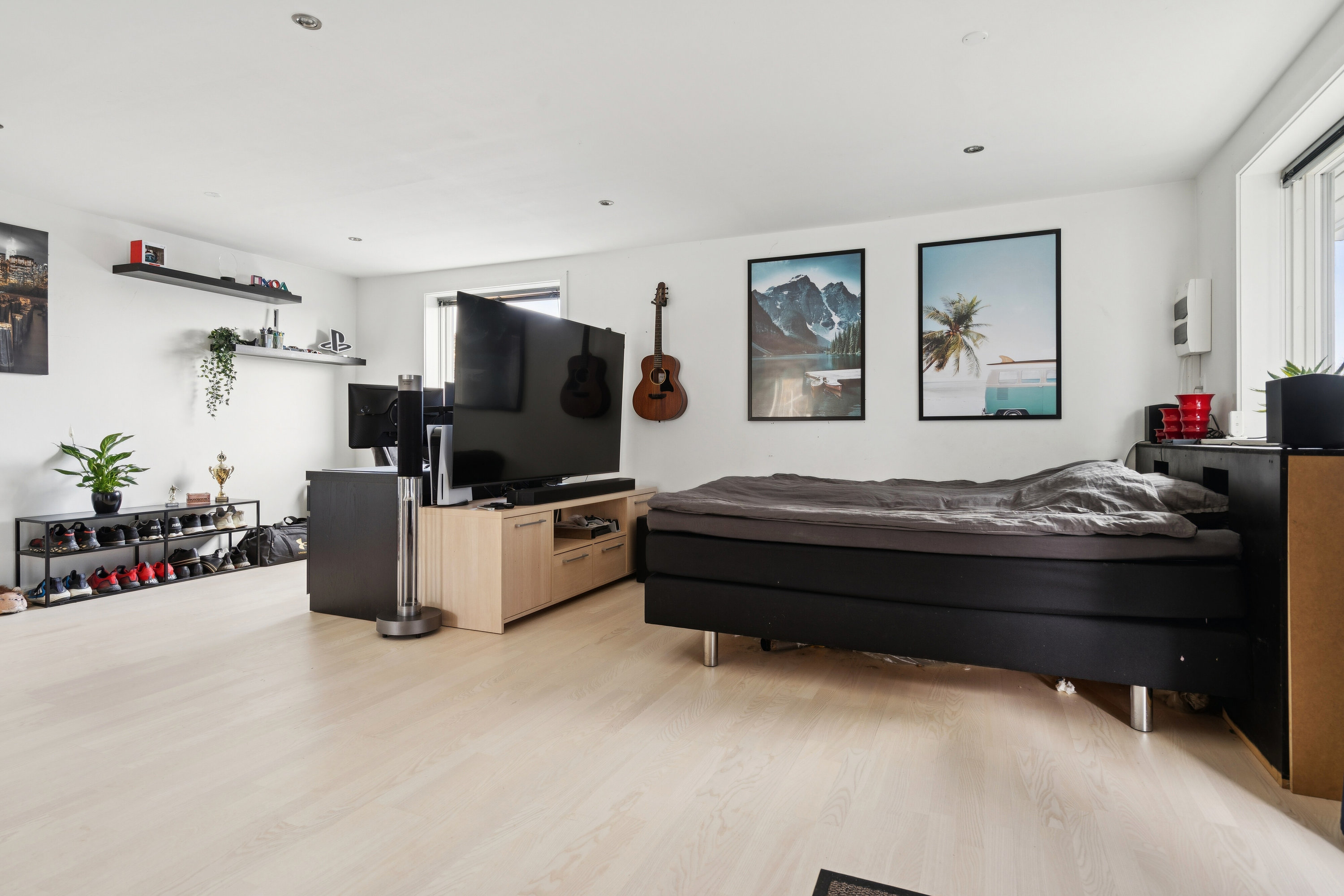 Fremhævet soveværelse billede i fuldskærmstilstand. Billede af Sølvagervej 6, 4640 Faxe