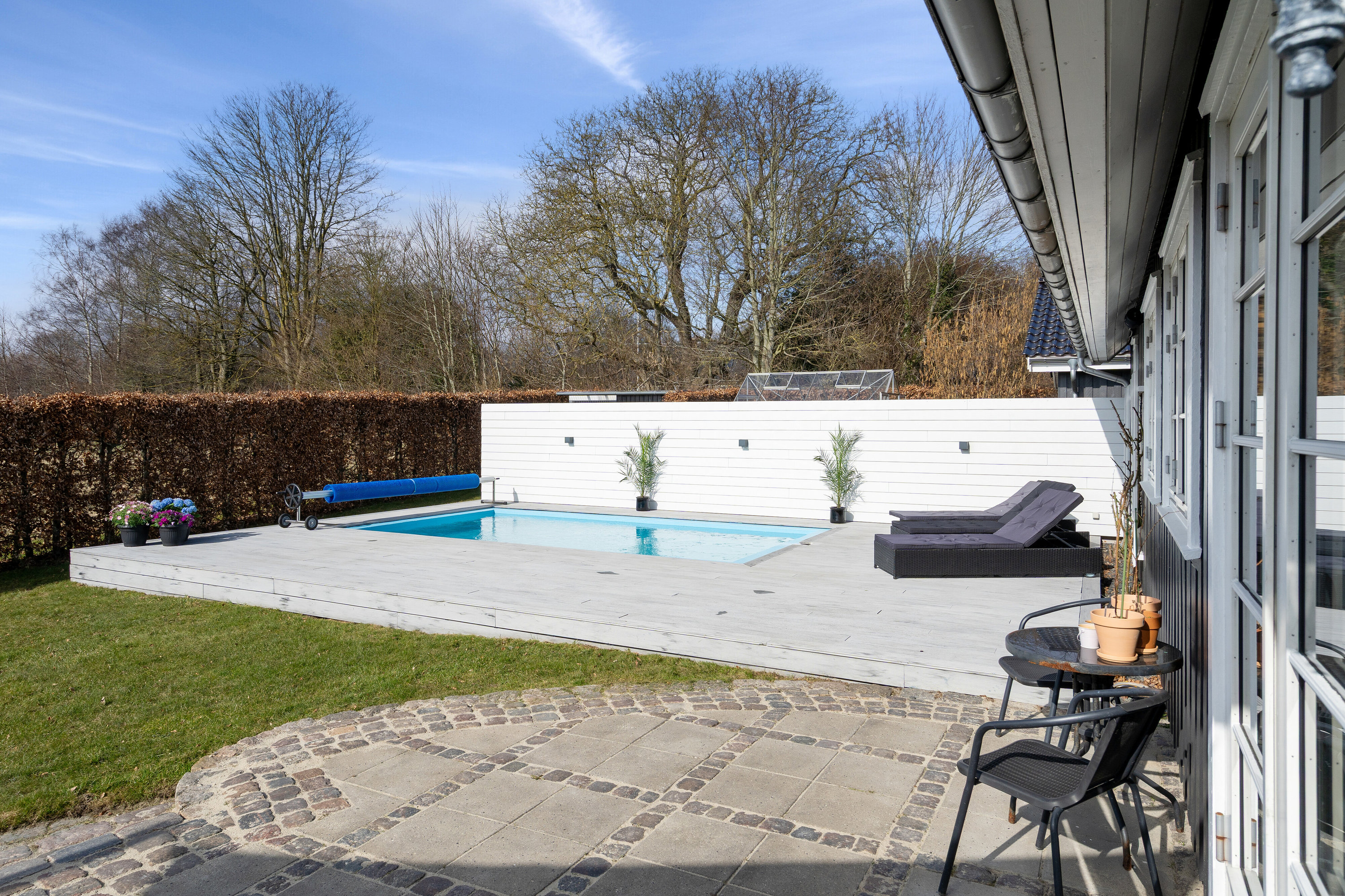 Fremhævet udendørs billede i fuldskærmstilstand. Billede af Sølvagervej 6, 4640 Faxe