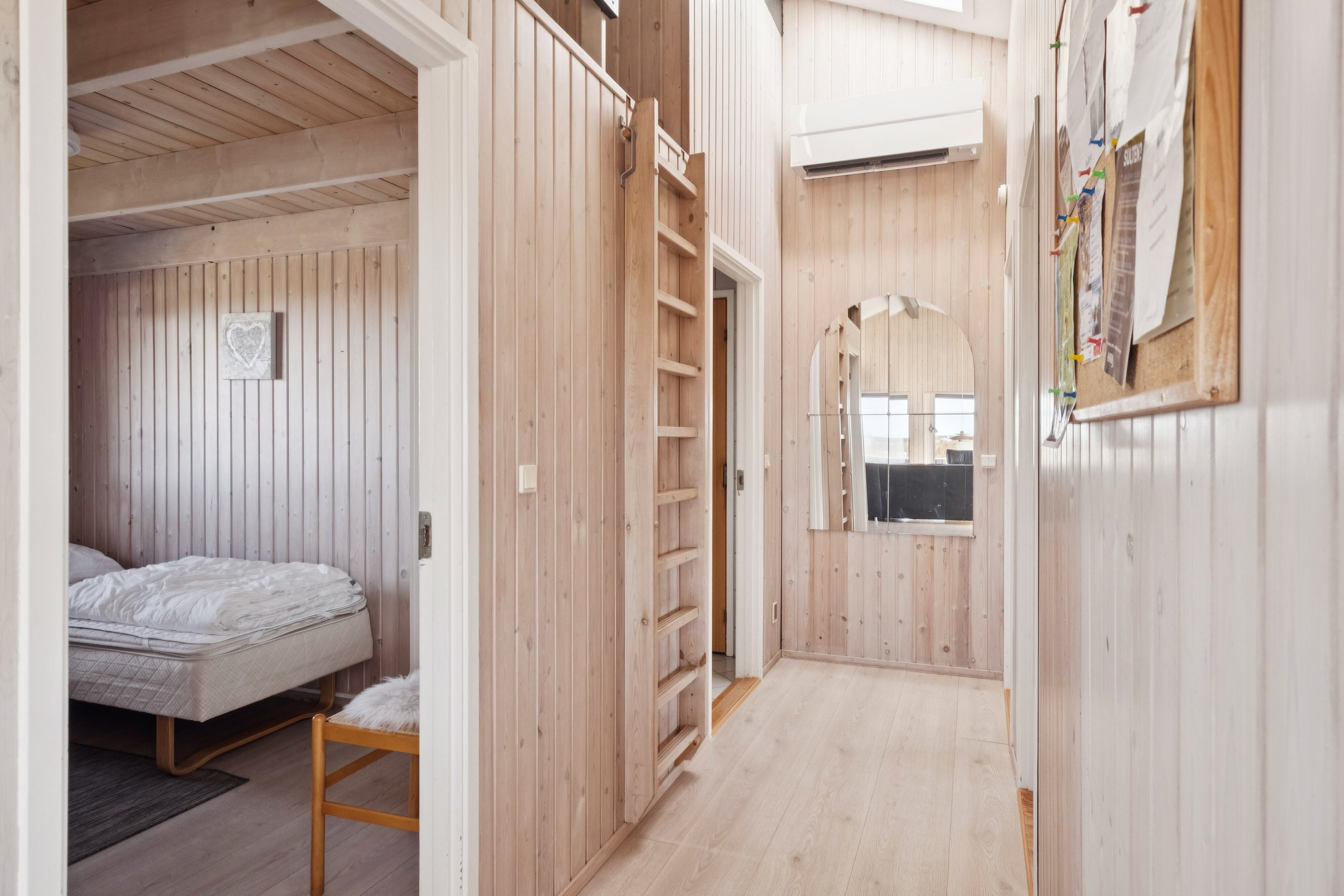 Fremhævet gang billede i fuldskærmstilstand. Billede af Midnatsvej 4, Skal Klit, 9800 Hjørring