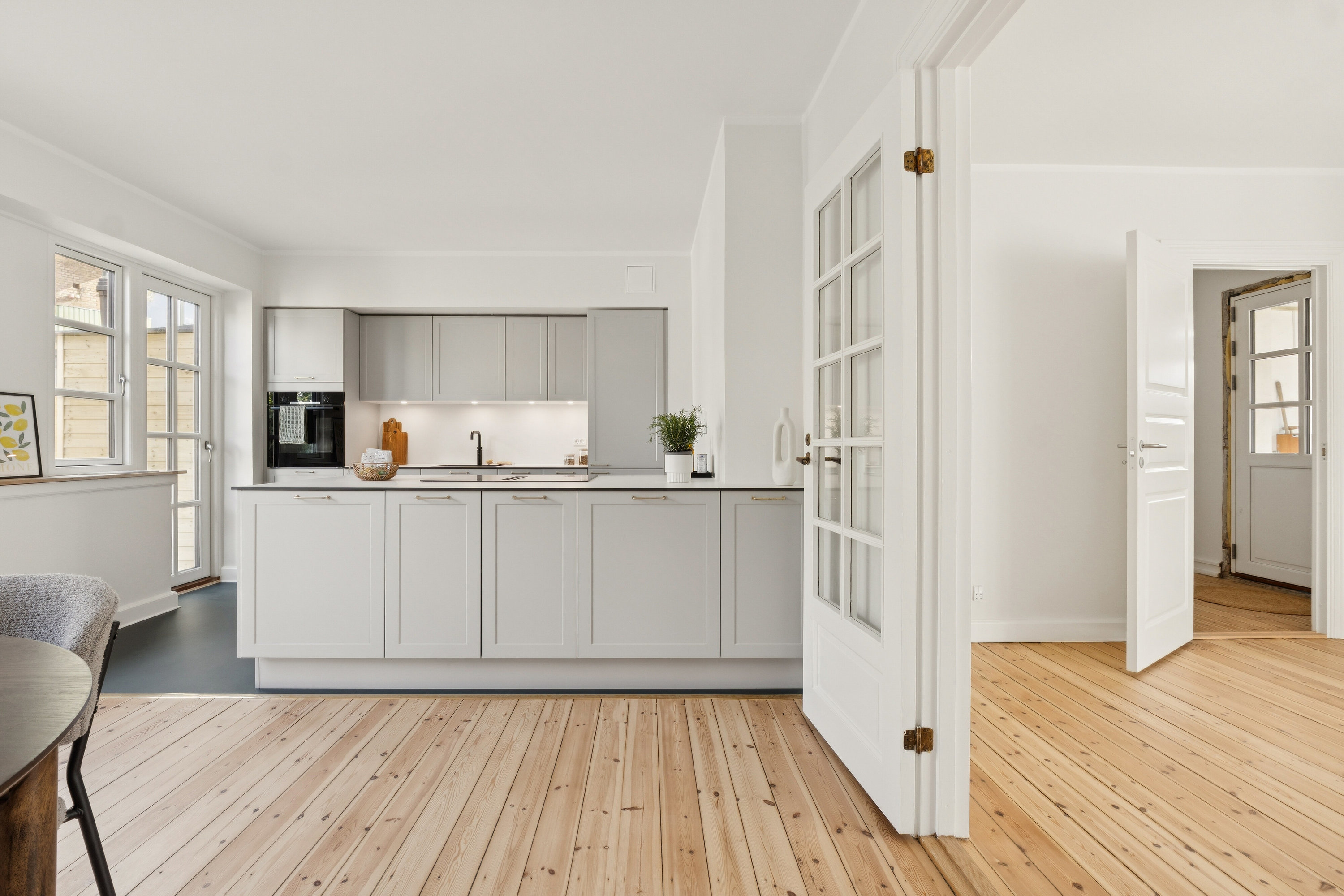 Fremhævet køkken billede i fuldskærmstilstand. Billede af Padborgvej 45, 2610 Rødovre