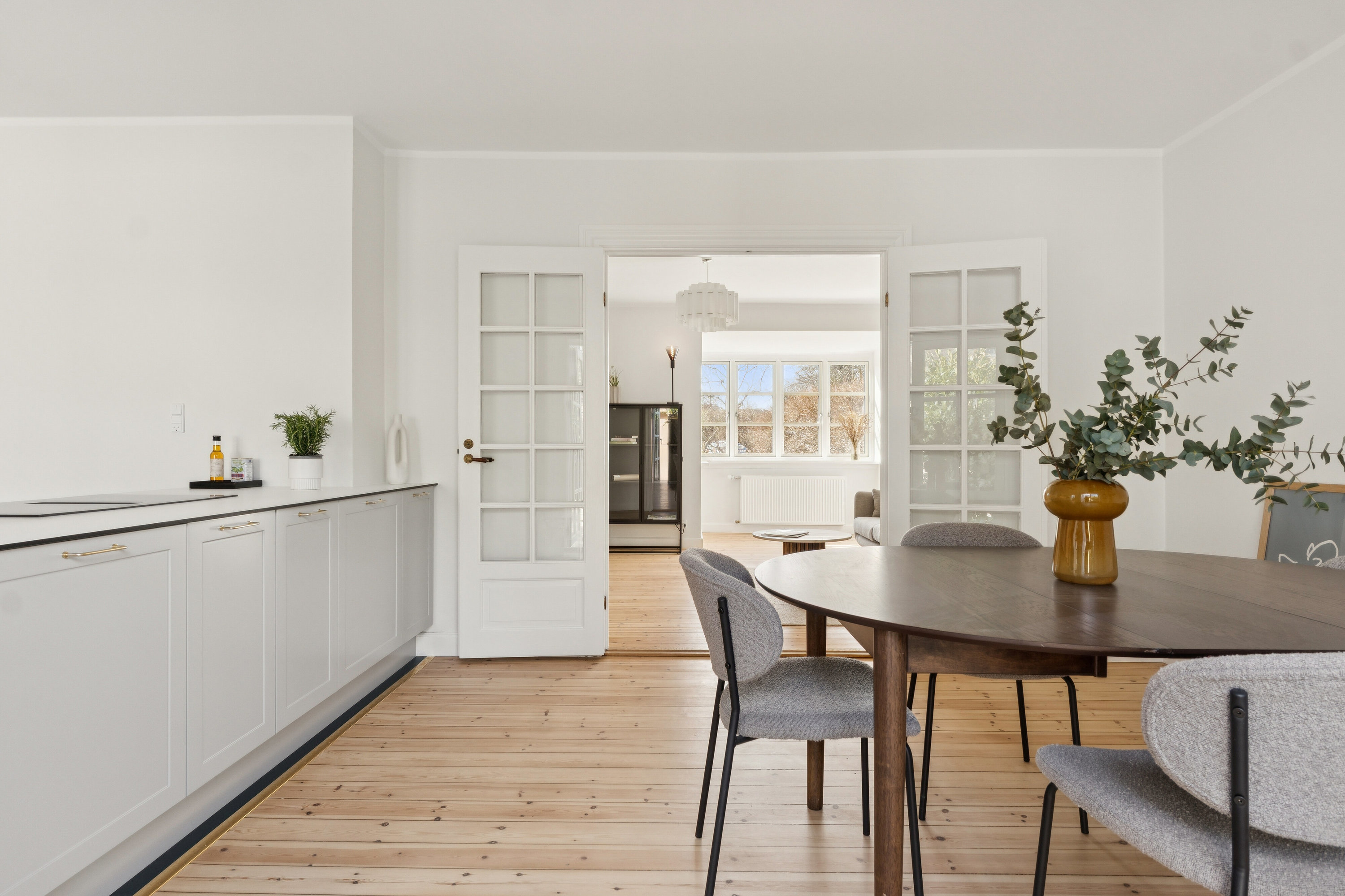 Fremhævet spisestue billede i fuldskærmstilstand. Billede af Padborgvej 45, 2610 Rødovre