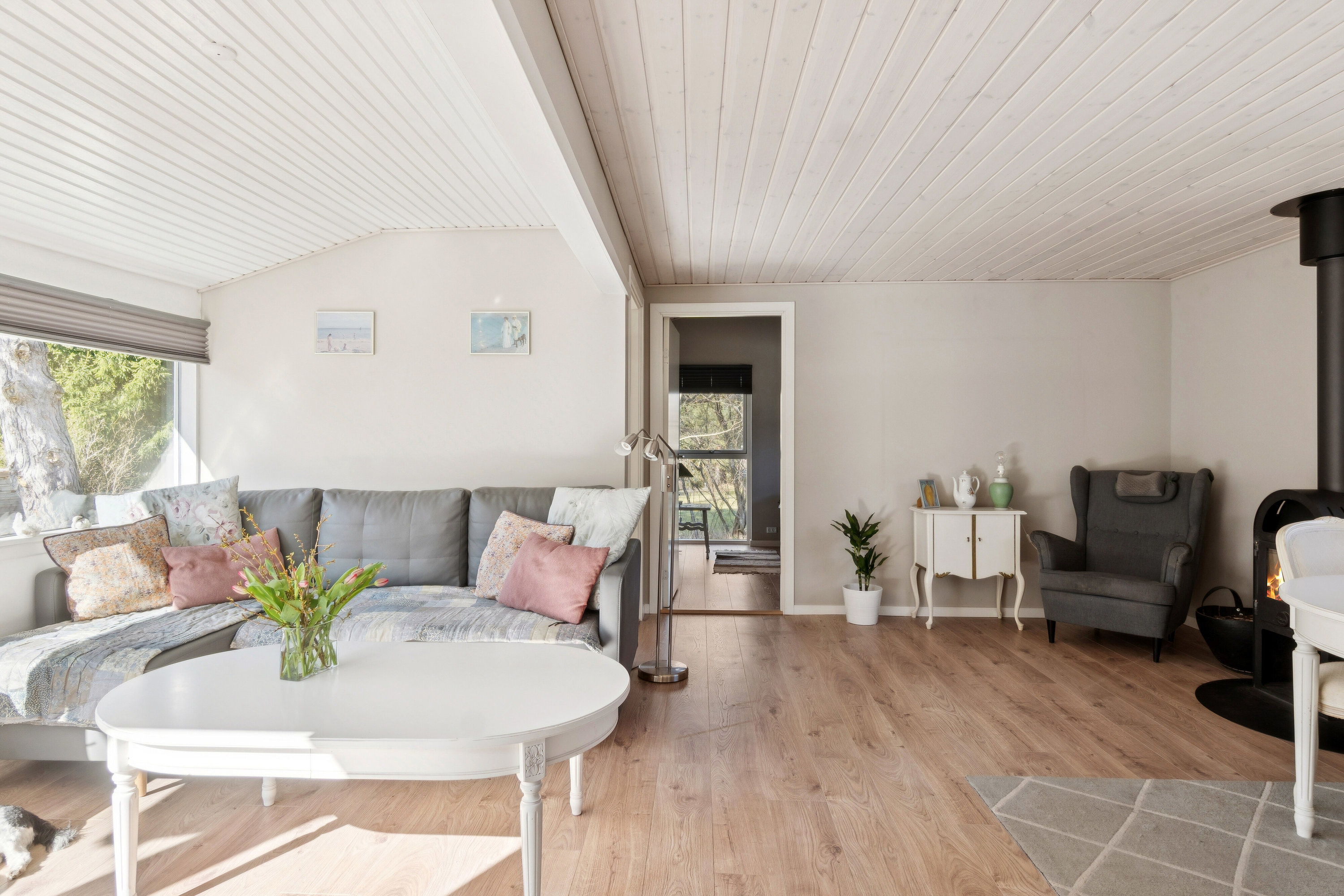 Fremhævet stue billede i fuldskærmstilstand. Billede af Læhegnet 8, Ell Kohave, 4573 Højby