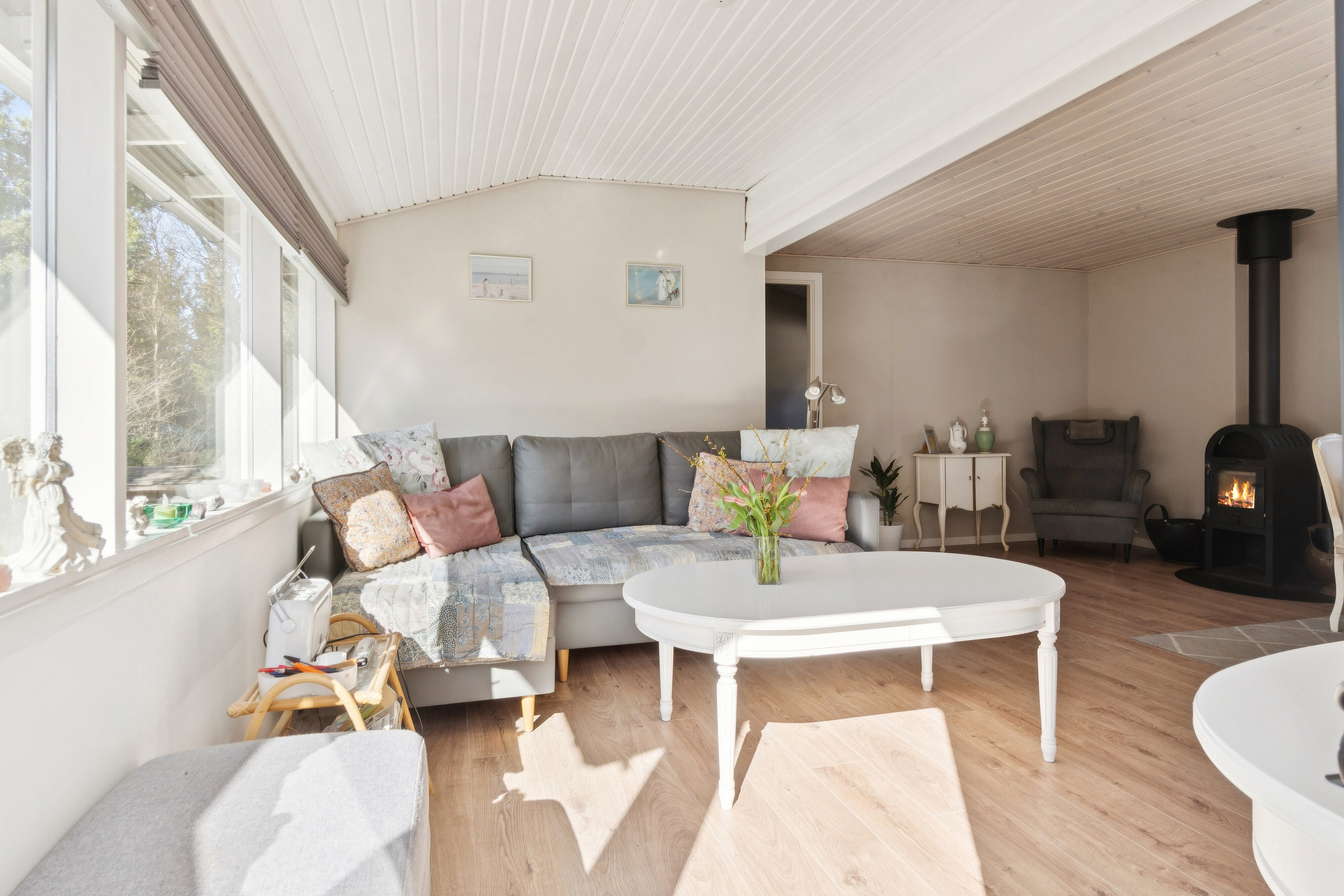 Fremhævet stue billede i fuldskærmstilstand. Billede af Læhegnet 8, Ell Kohave, 4573 Højby