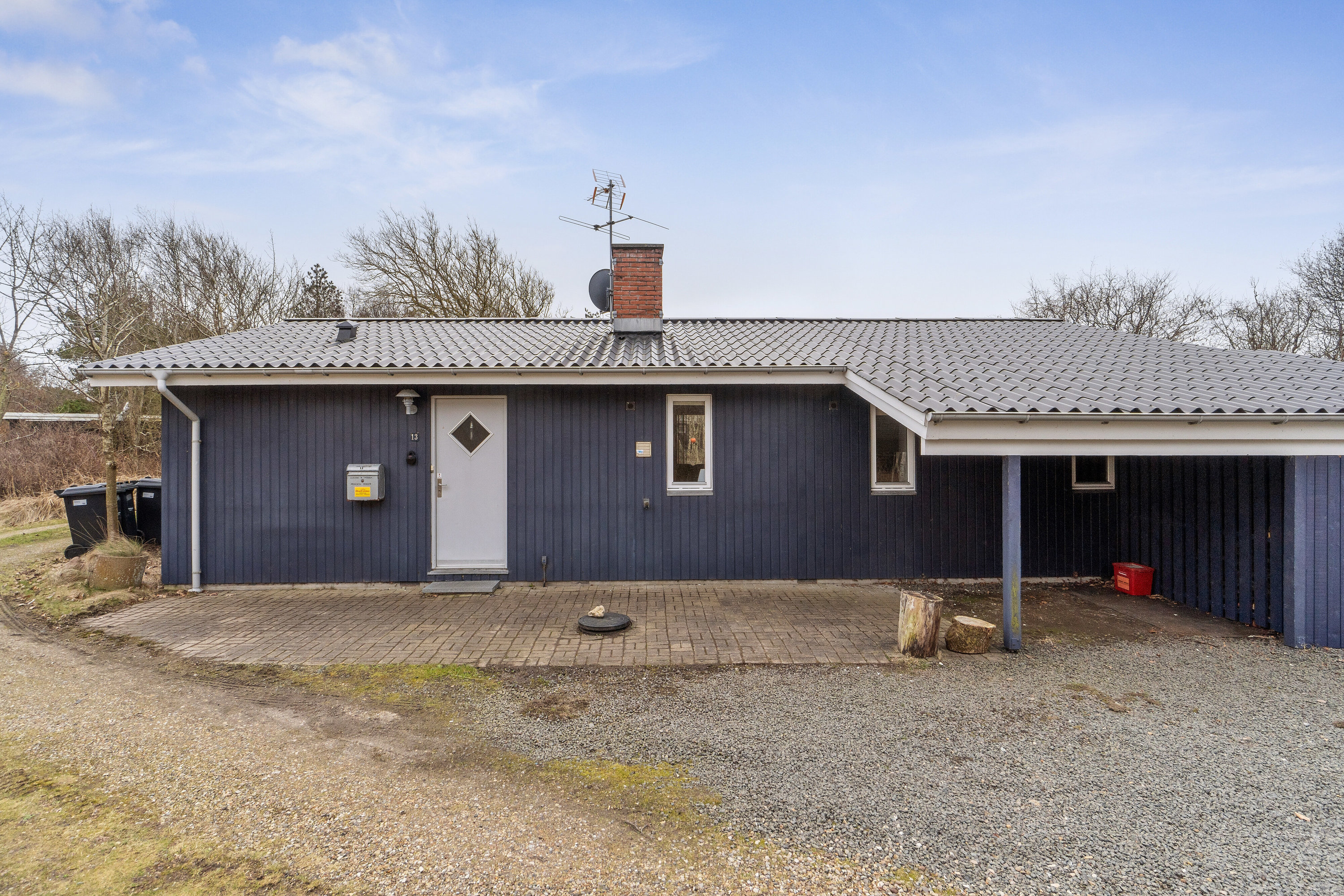 Fremhævet forhave billede i fuldskærmstilstand. Billede af Spætmejsevej 13, Draget, 7760 Hurup Thy