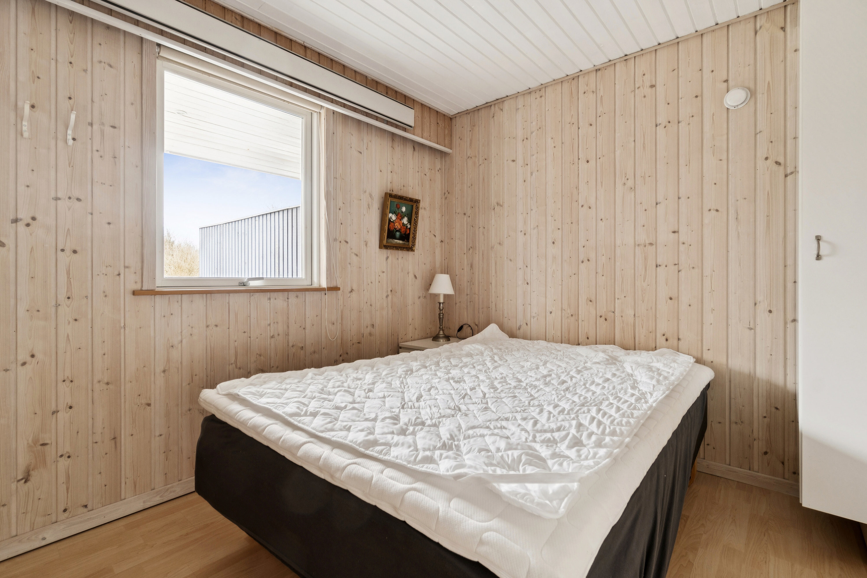 Fremhævet soveværelse billede i fuldskærmstilstand. Billede af Spætmejsevej 13, Draget, 7760 Hurup Thy