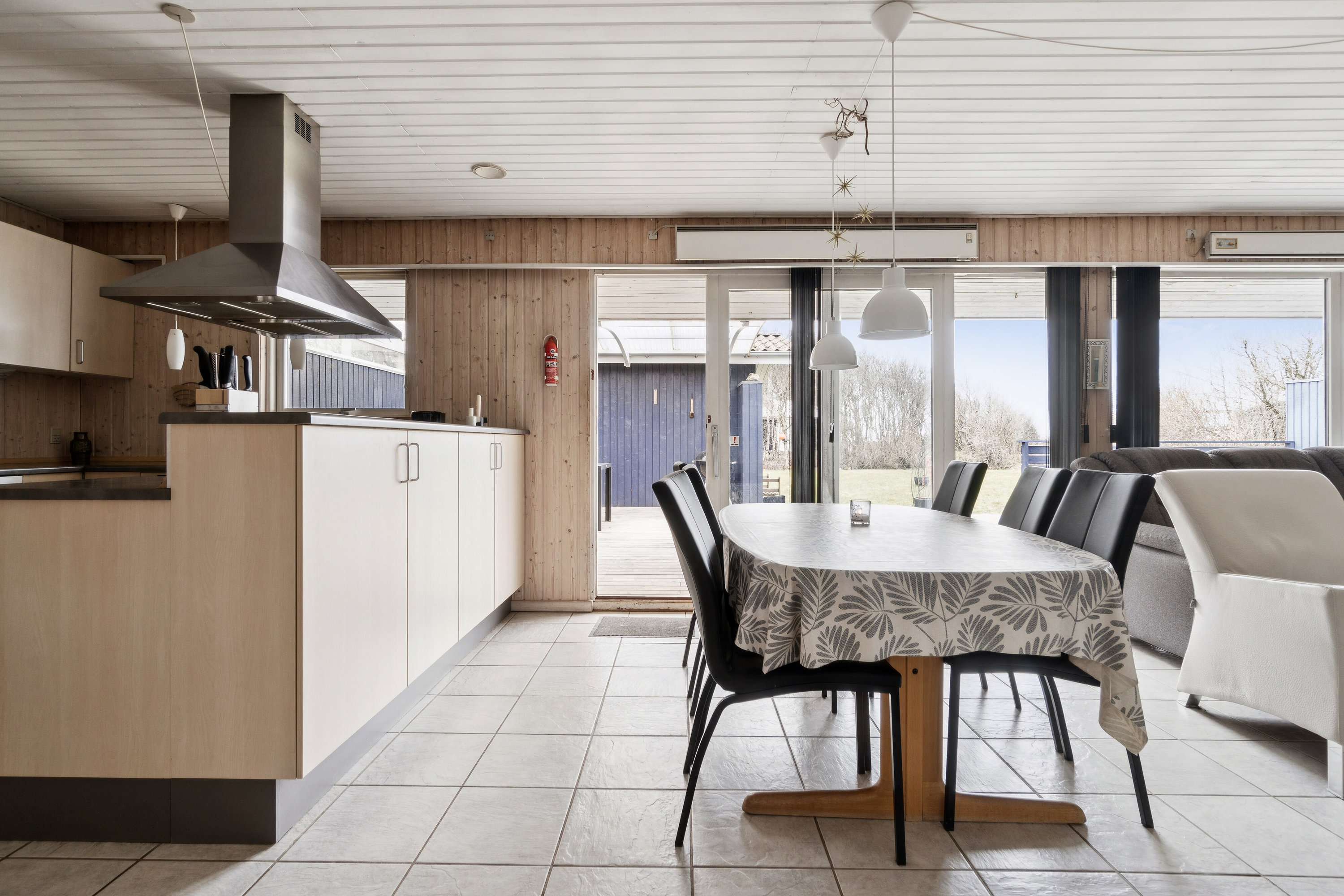 Fremhævet spisestue billede i fuldskærmstilstand. Billede af Spætmejsevej 13, Draget, 7760 Hurup Thy