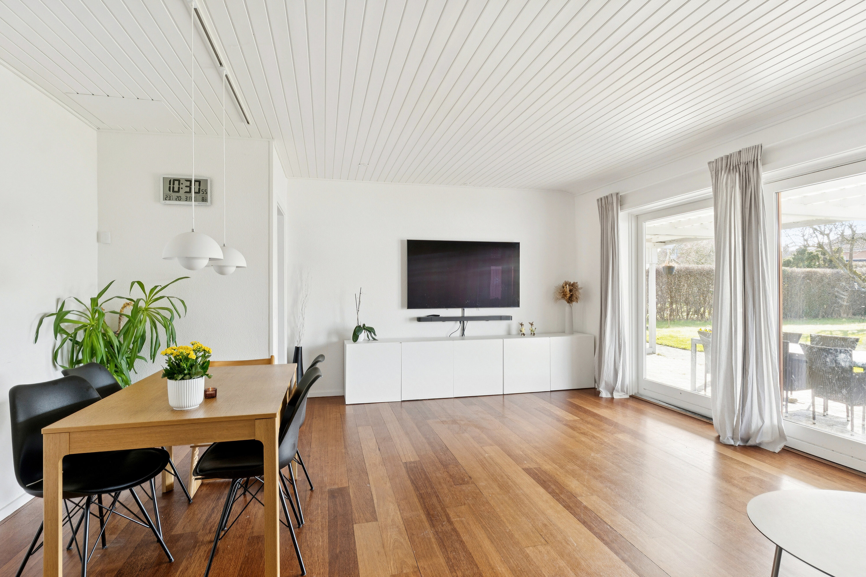 Fremhævet spisestue billede i fuldskærmstilstand. Billede af Nørremarksvej 21, 2650 Hvidovre