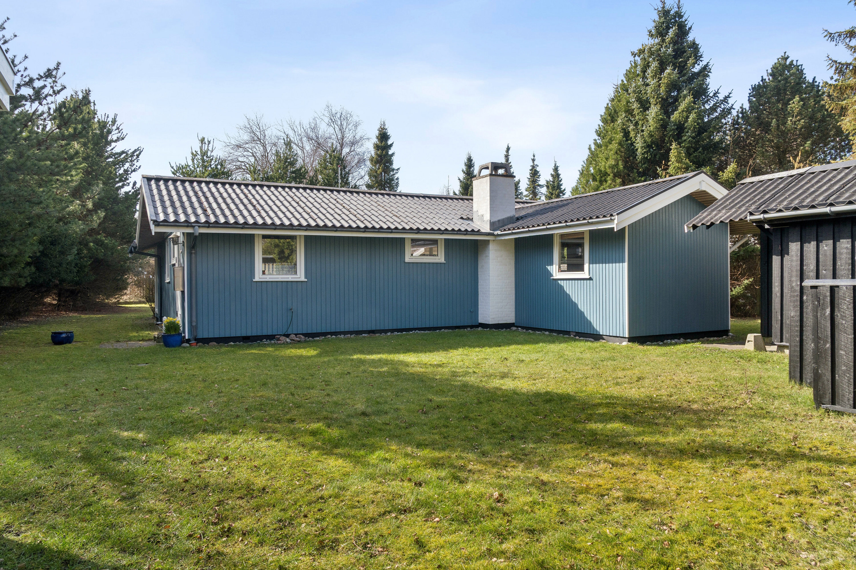 Fremhævet set fra haven billede i fuldskærmstilstand. Billede af Froggårdsvej 19, Ellinge Lyng, 4573 Højby