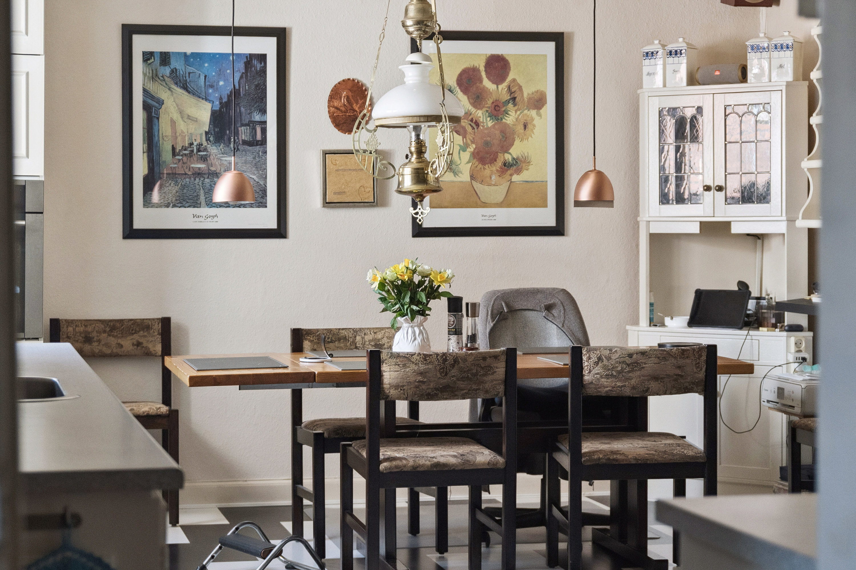 Fremhævet spisestue billede i fuldskærmstilstand. Billede af Søndergade 1, 5884 Gudme