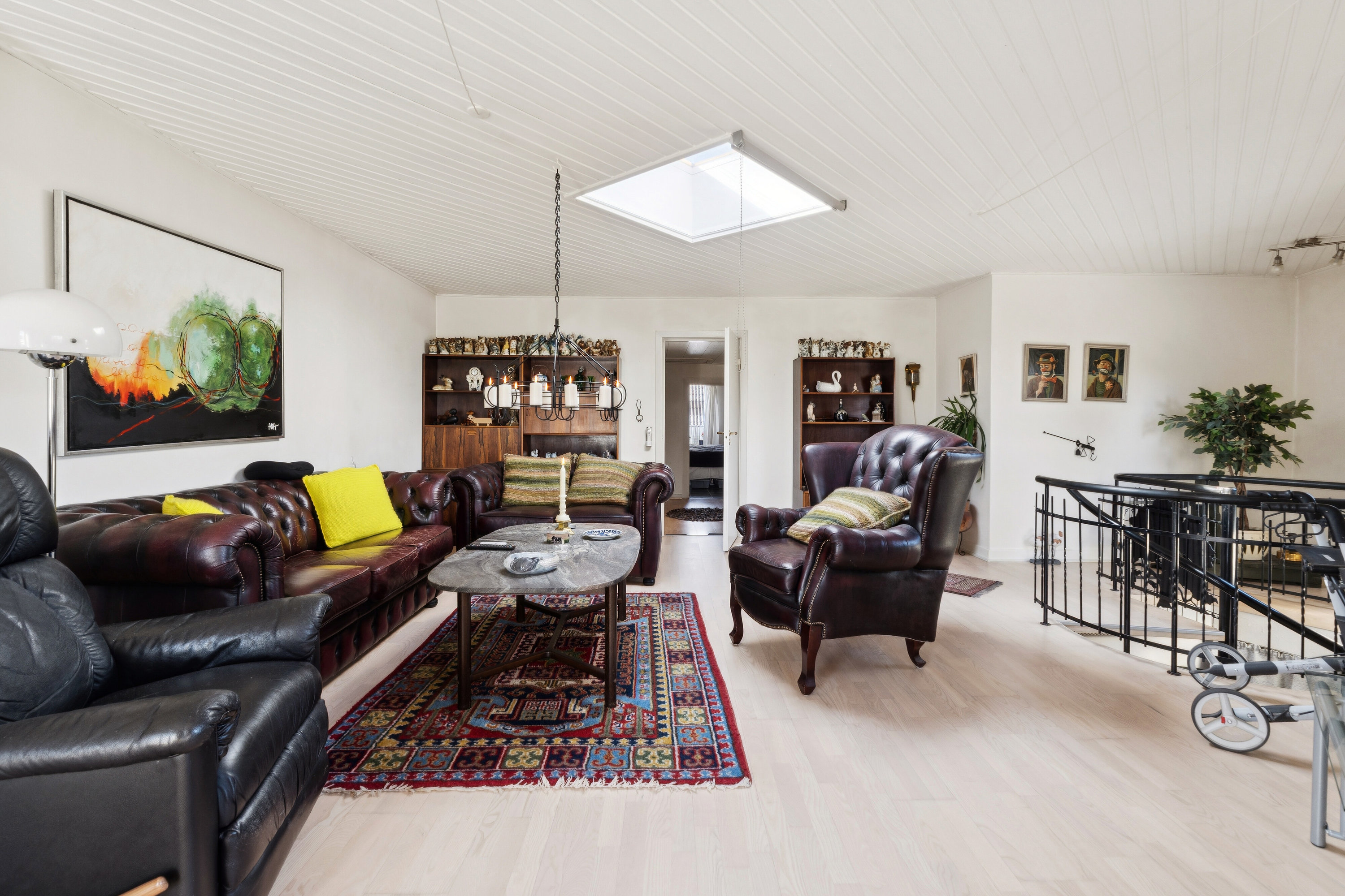 Fremhævet stue billede i fuldskærmstilstand. Billede af Søndergade 1, 5884 Gudme